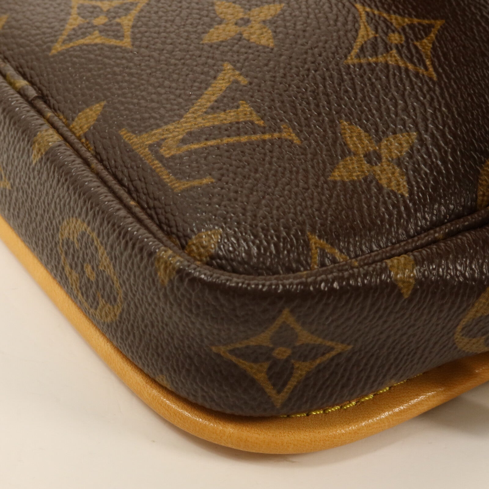 LOUIS VUITTON Monogram Bosphore Waist Bum Bag腰包