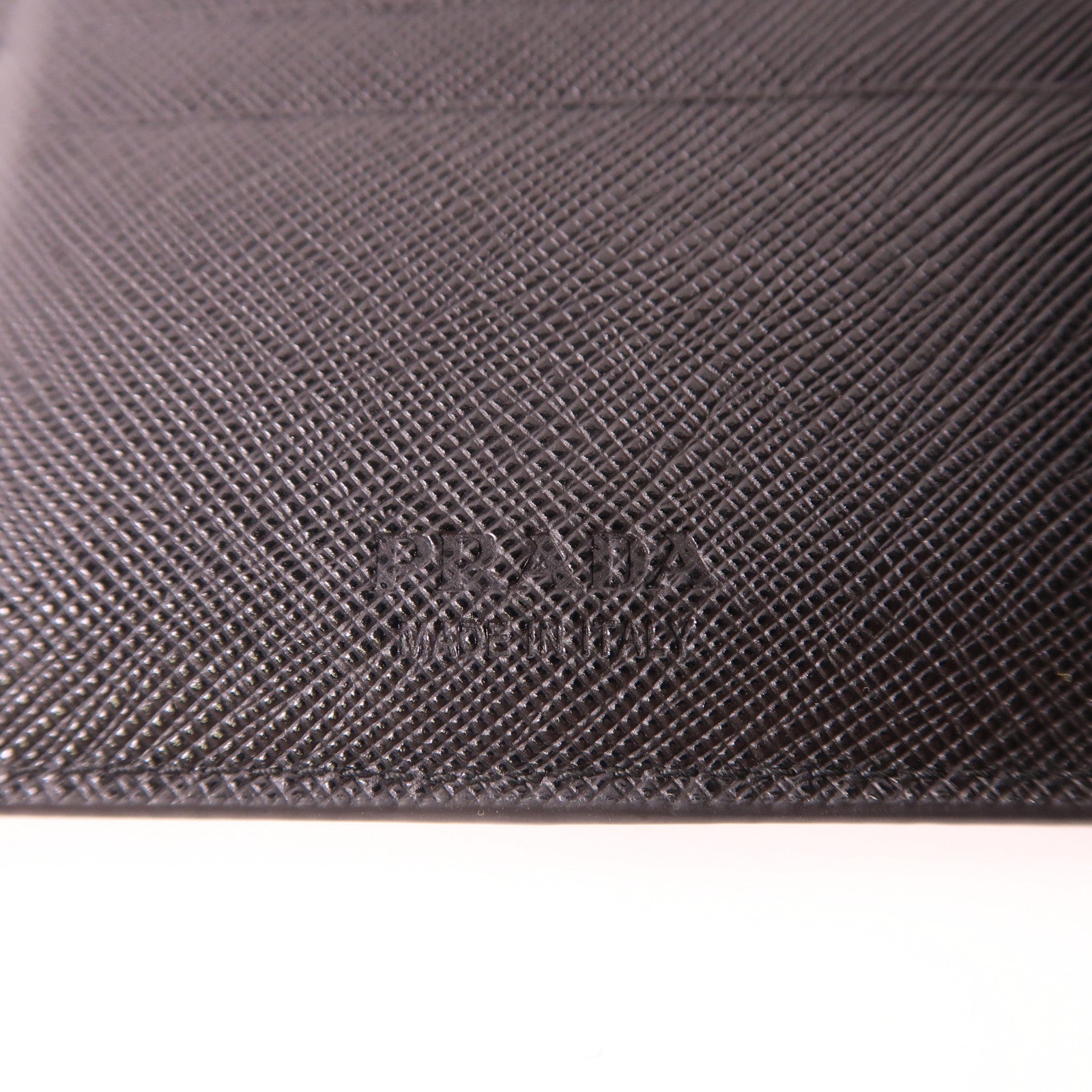 PRADA 牛皮皮革Wallet銀扣錢包