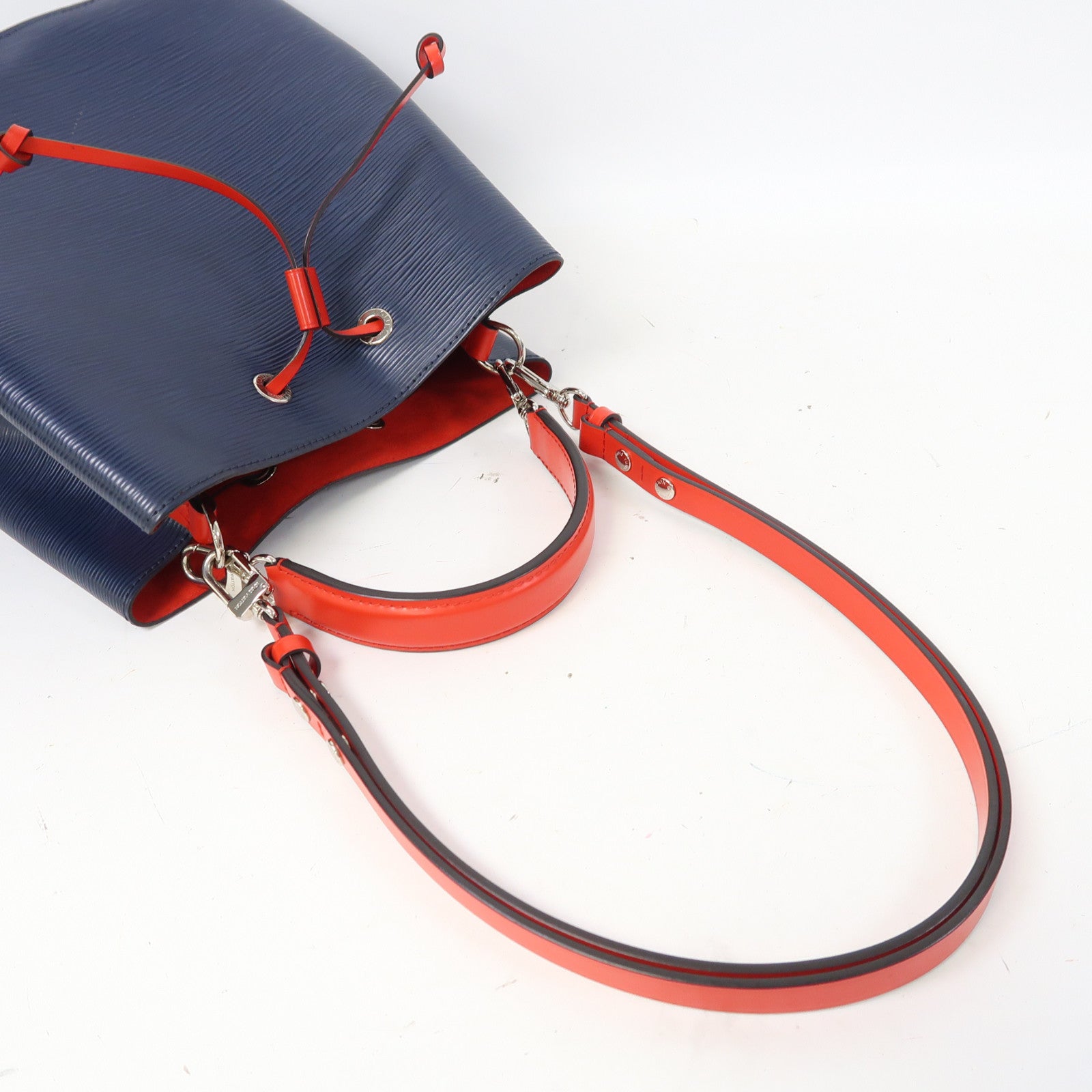 LOUIS VUITTON Epi NeoNoe MM銀扣手挽肩背兩用袋藍色/紅色