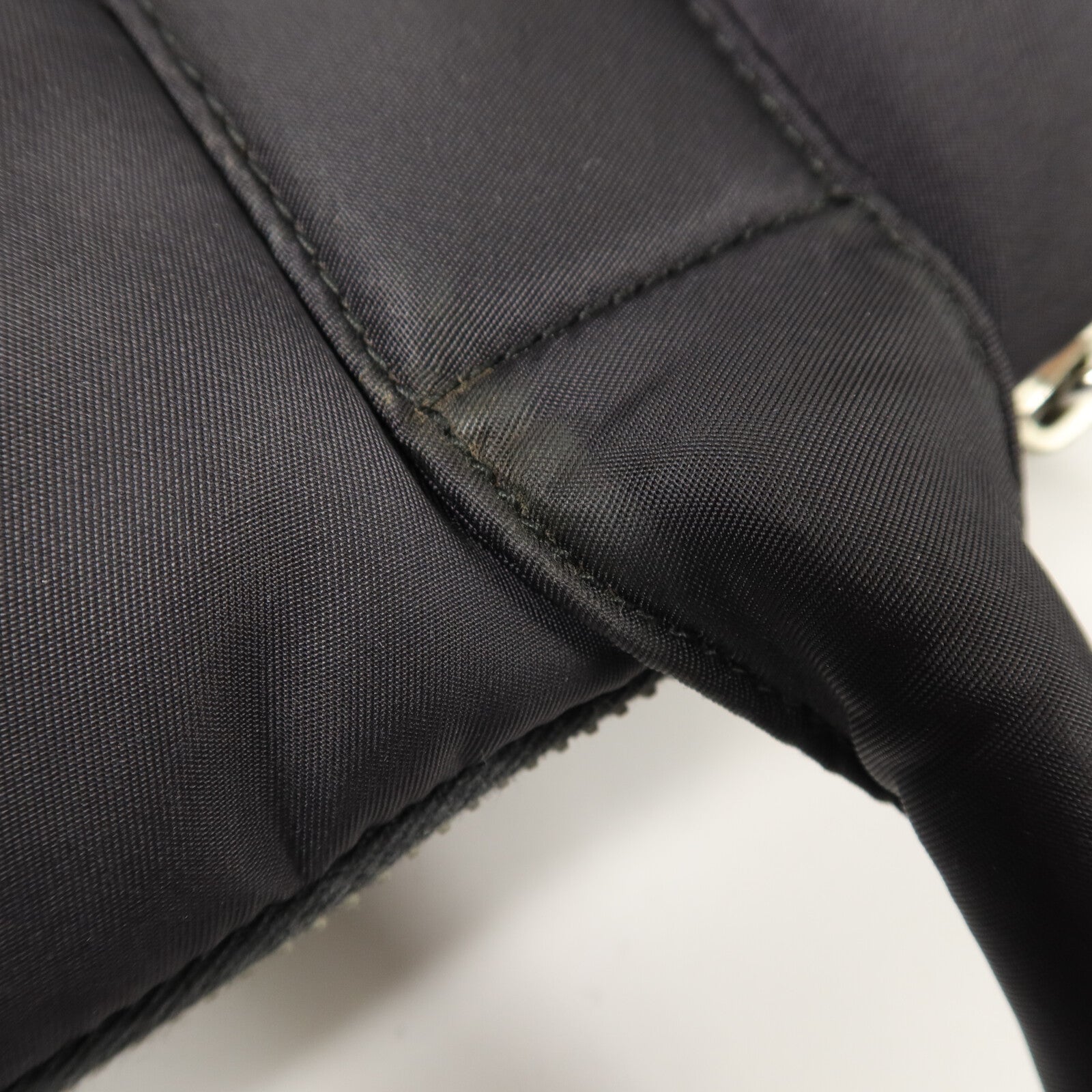 PRADA 尼龍Tessuto Bomber手挽肩背兩用袋