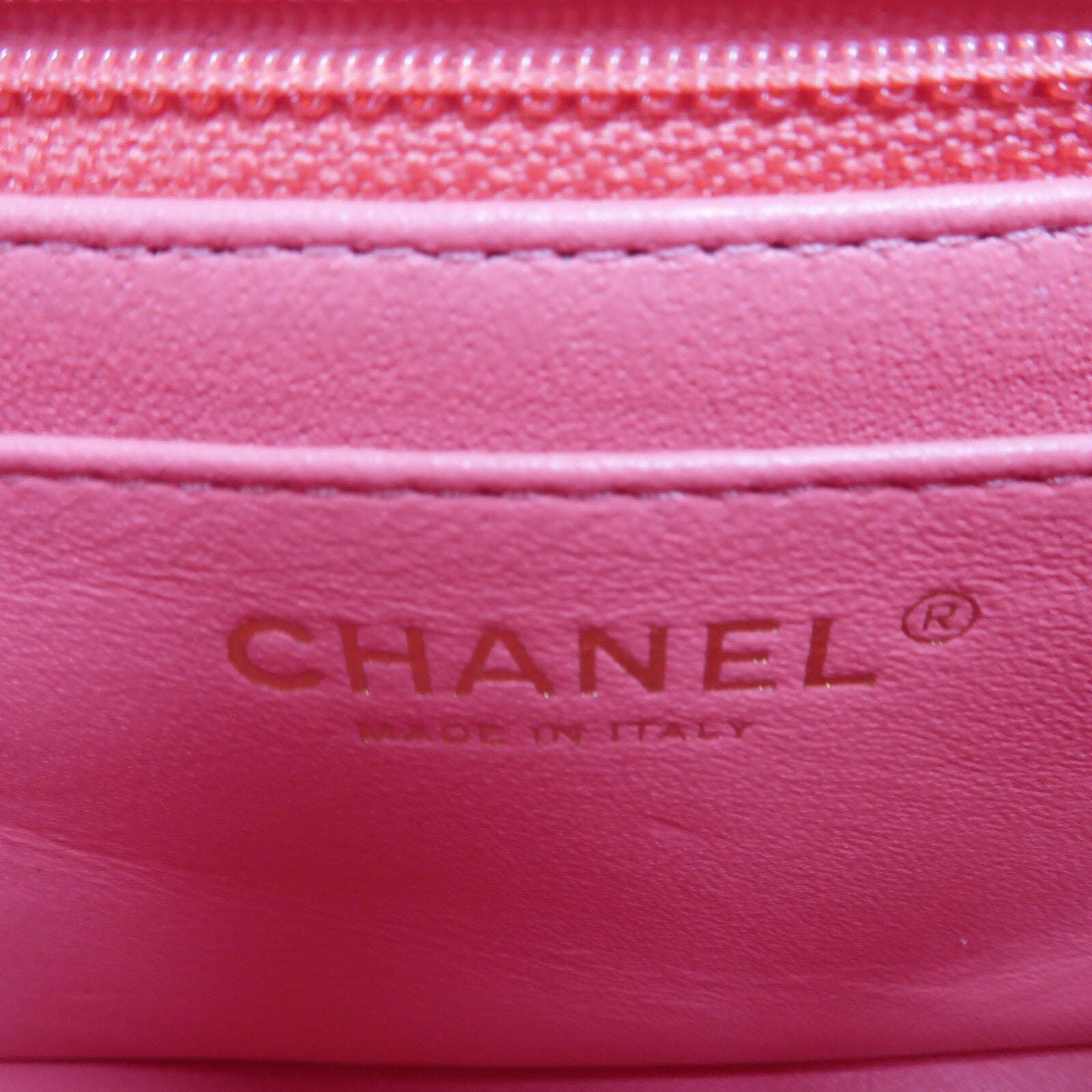 CHANEL 羊皮皮革Mini Classic 17鏈帶肩背袋