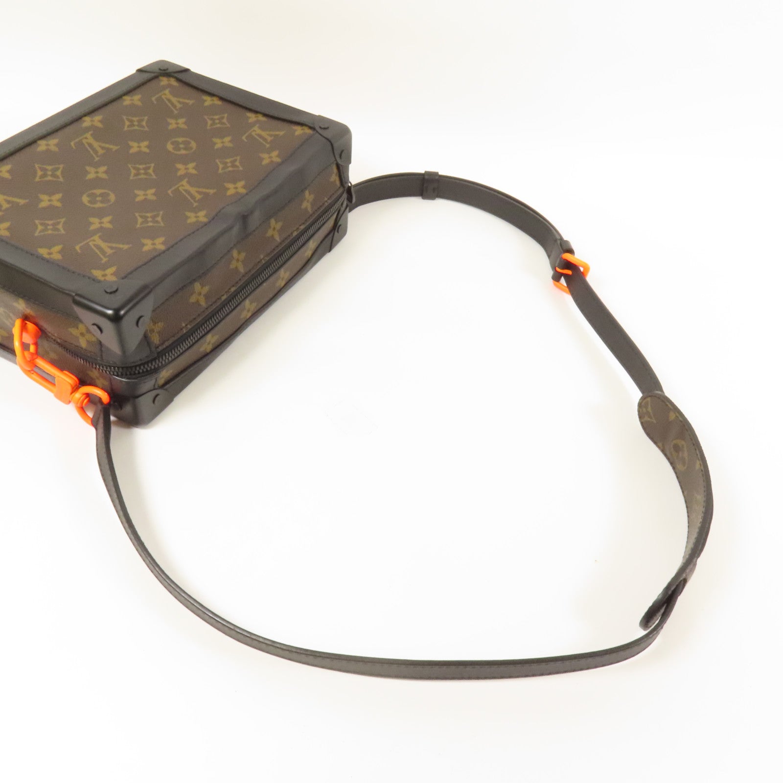 LOUIS VUITTON Monogram Solar Soft Trunk肩背袋