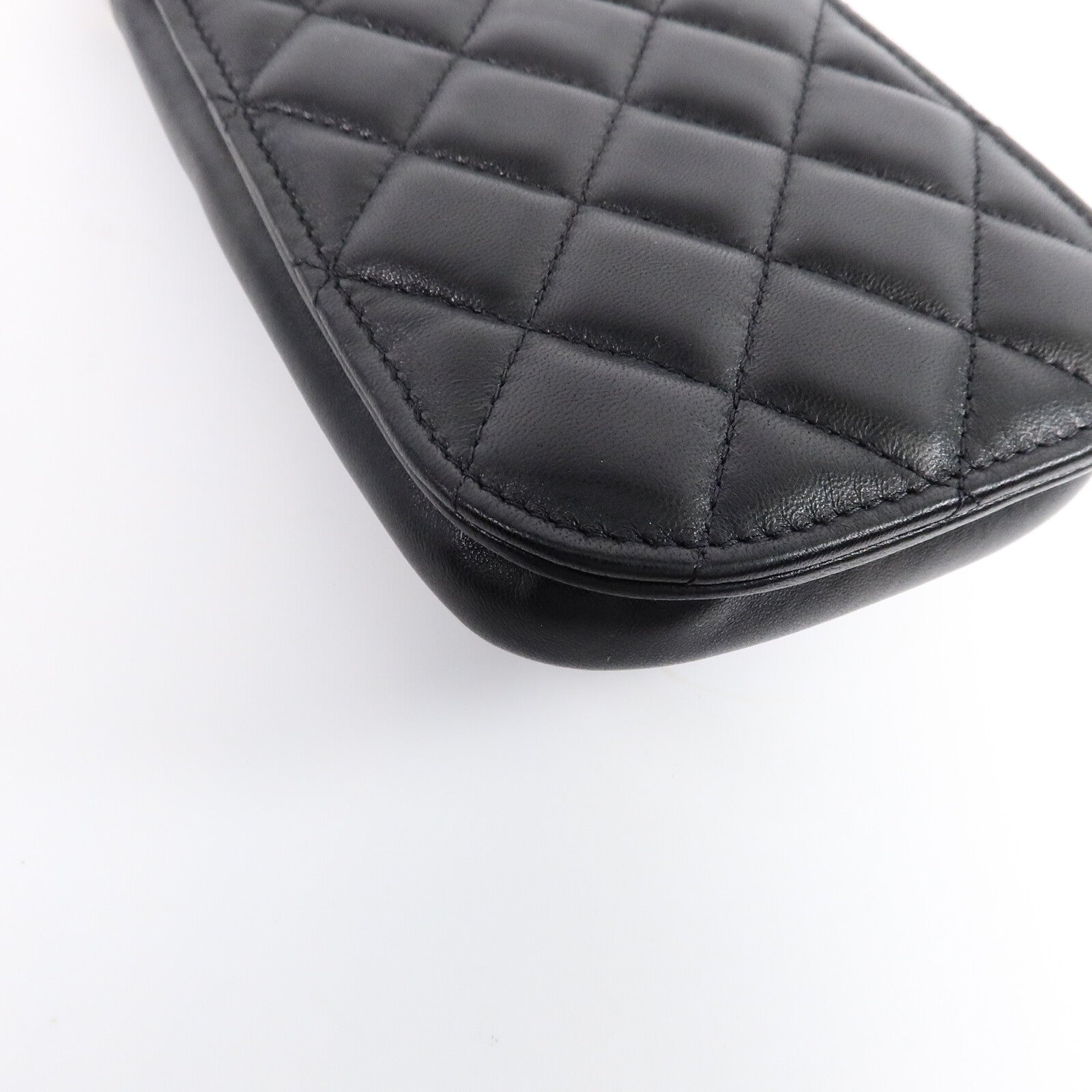 CHANEL 羊皮皮革Phone Bag鏈帶肩背袋