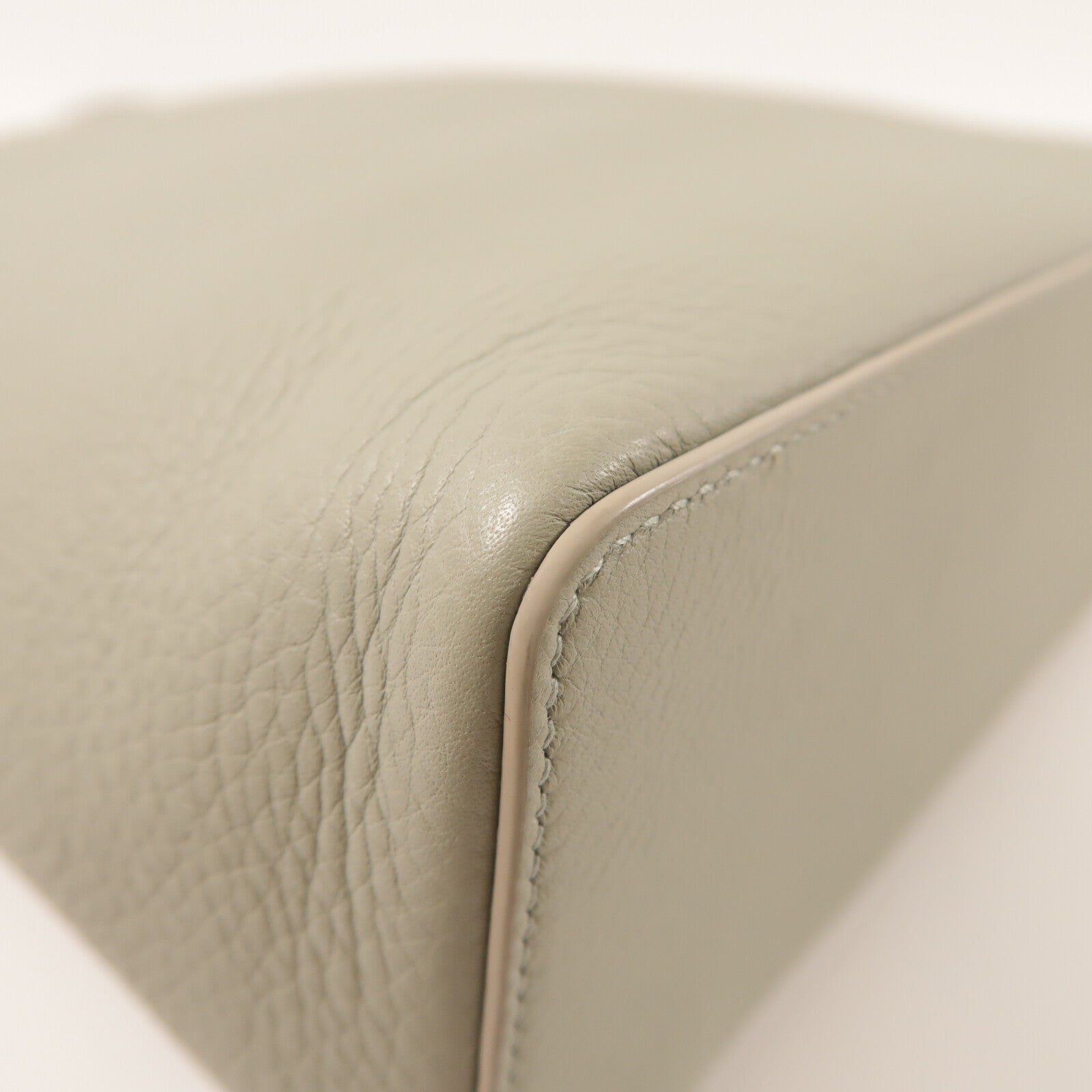 Loro Piana 牛皮皮革Extra Pocket BackPack銀扣背包
