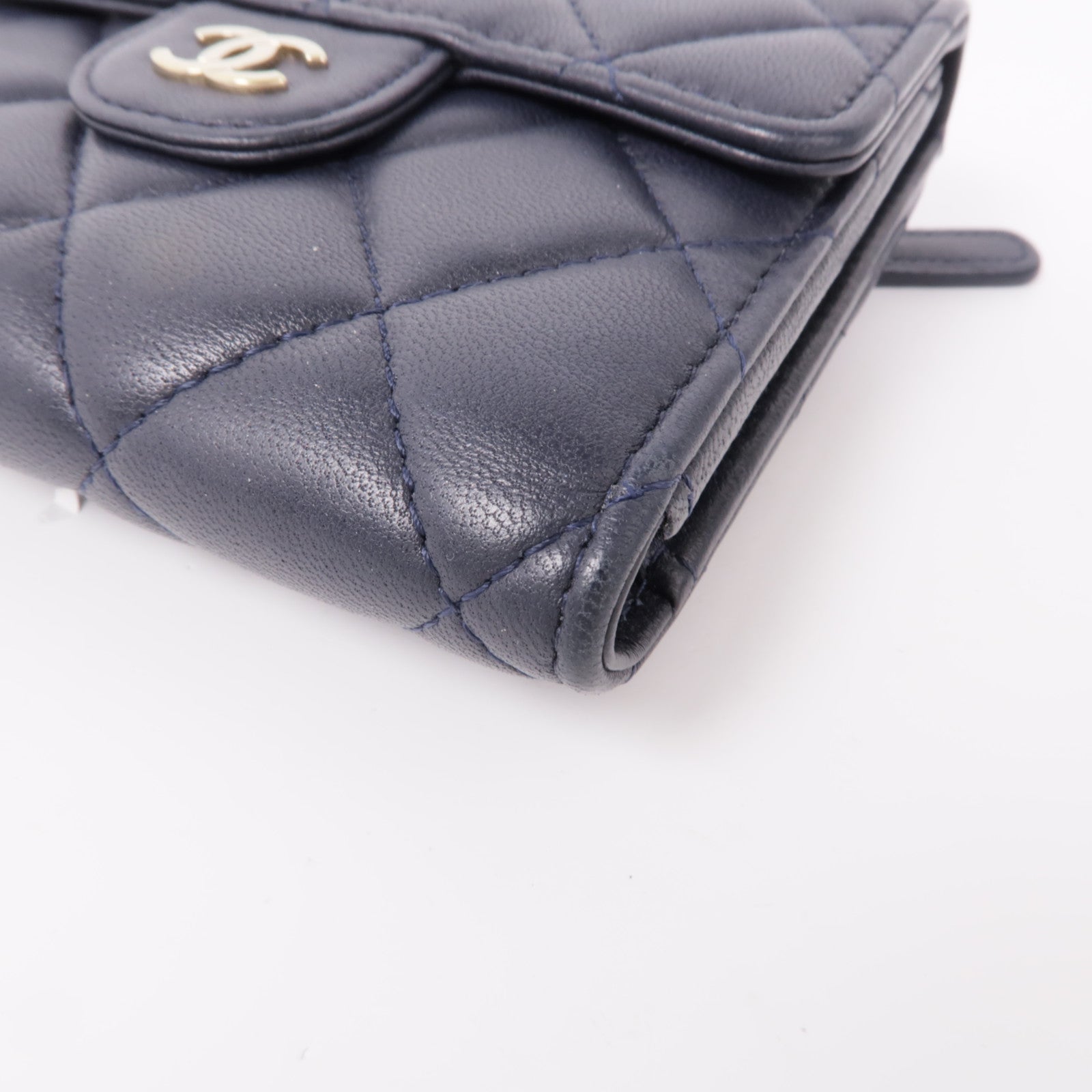 CHANEL 羊皮皮革Wallet金扣錢包