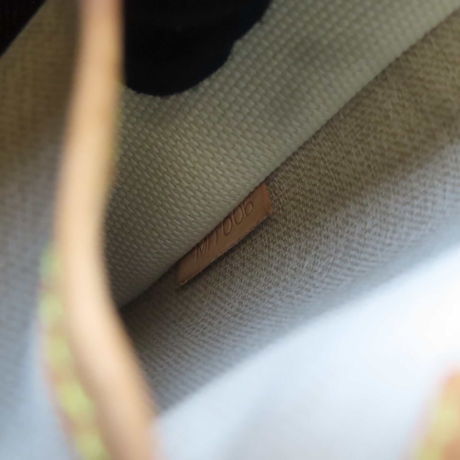 LOUIS VUITTON Monogram Trouville Handbag金扣手挽袋啡色