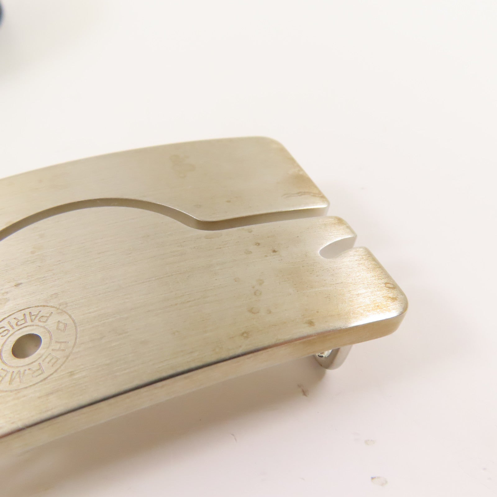 HERMES 牛皮皮革A Cheval Belt銀扣皮帶Nori/黑色