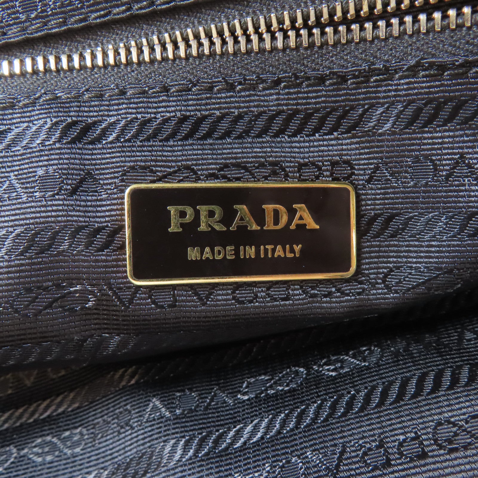 PRADA 【激減優惠】尼龍Shoulder Bag金扣肩背袋金黃色