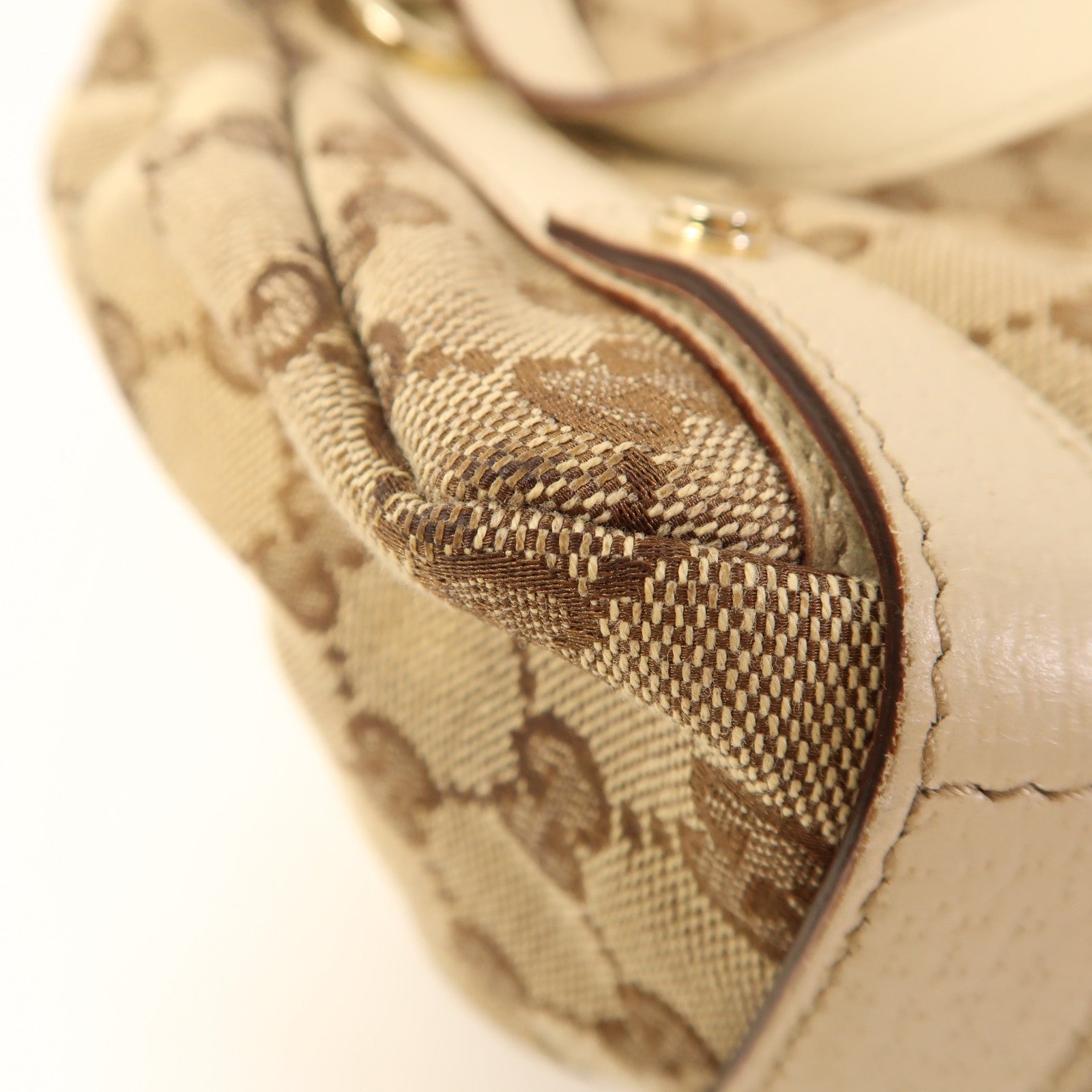 GUCCI 帆布Shoulder Bag銀扣肩背袋