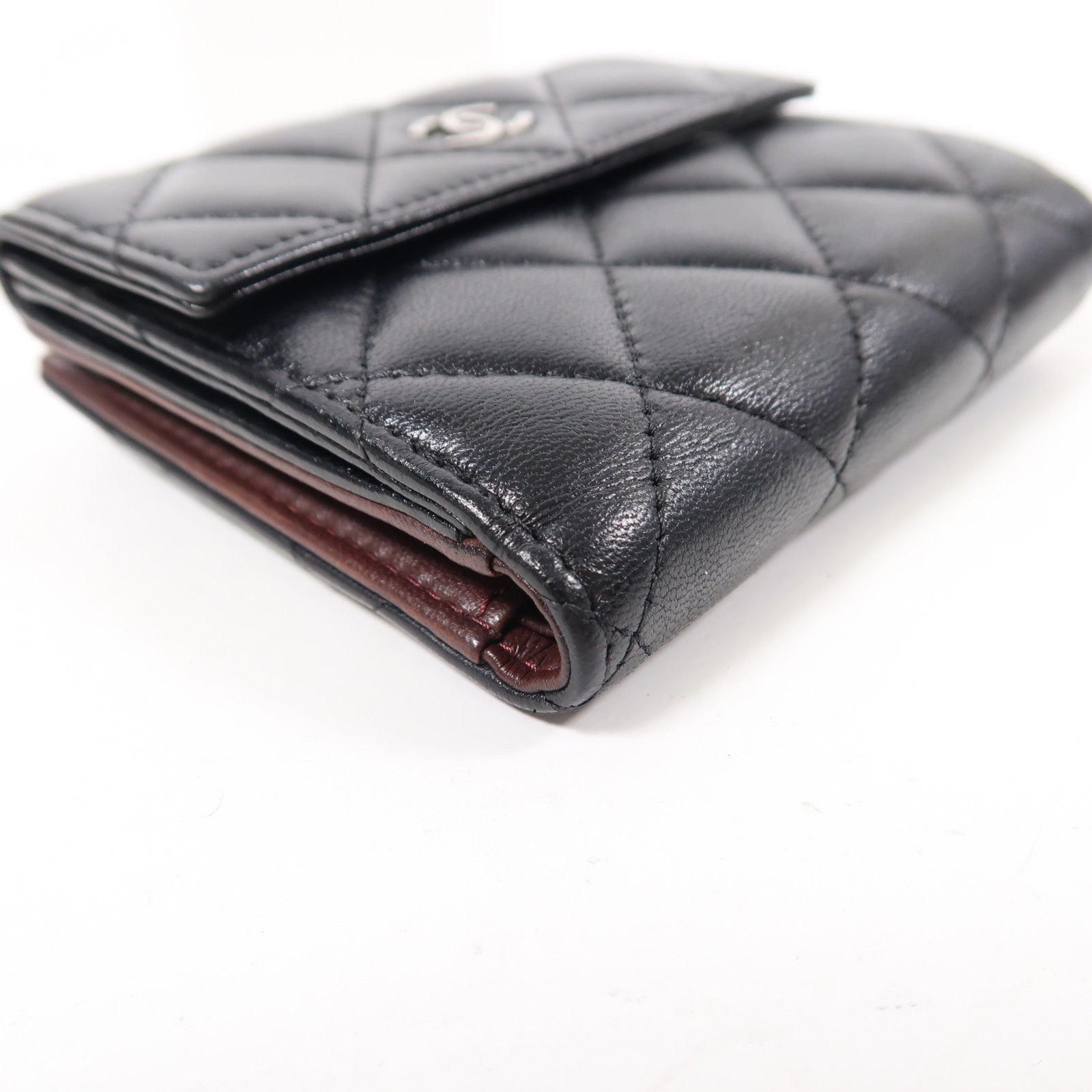 CHANEL 羊皮皮革Wallet銀扣錢包