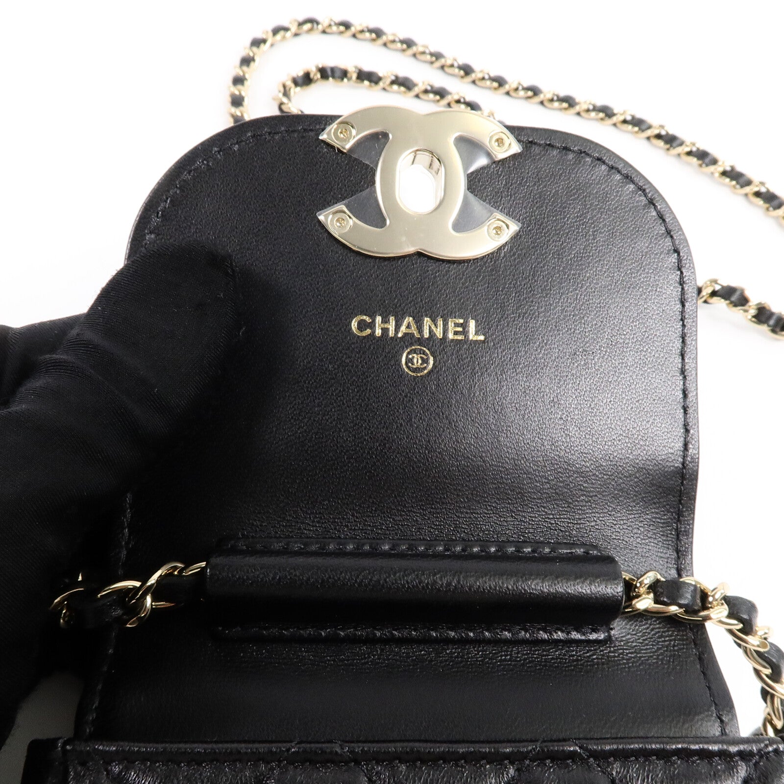 CHANEL 羊皮皮革Phone Bag鏈帶肩背袋