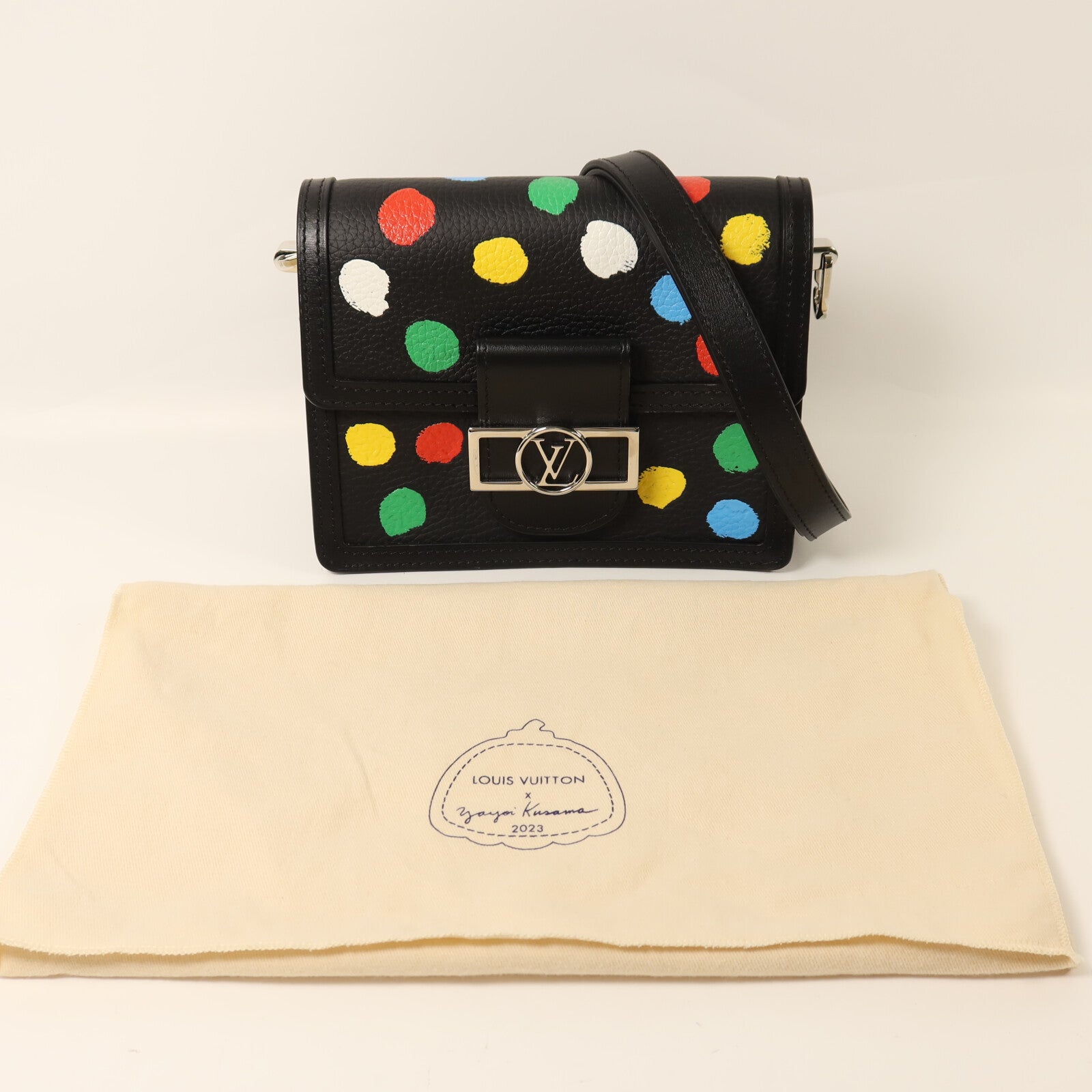 LOUIS VUITTON 牛皮皮革LV X YK Dauphine Mini銀扣肩背袋