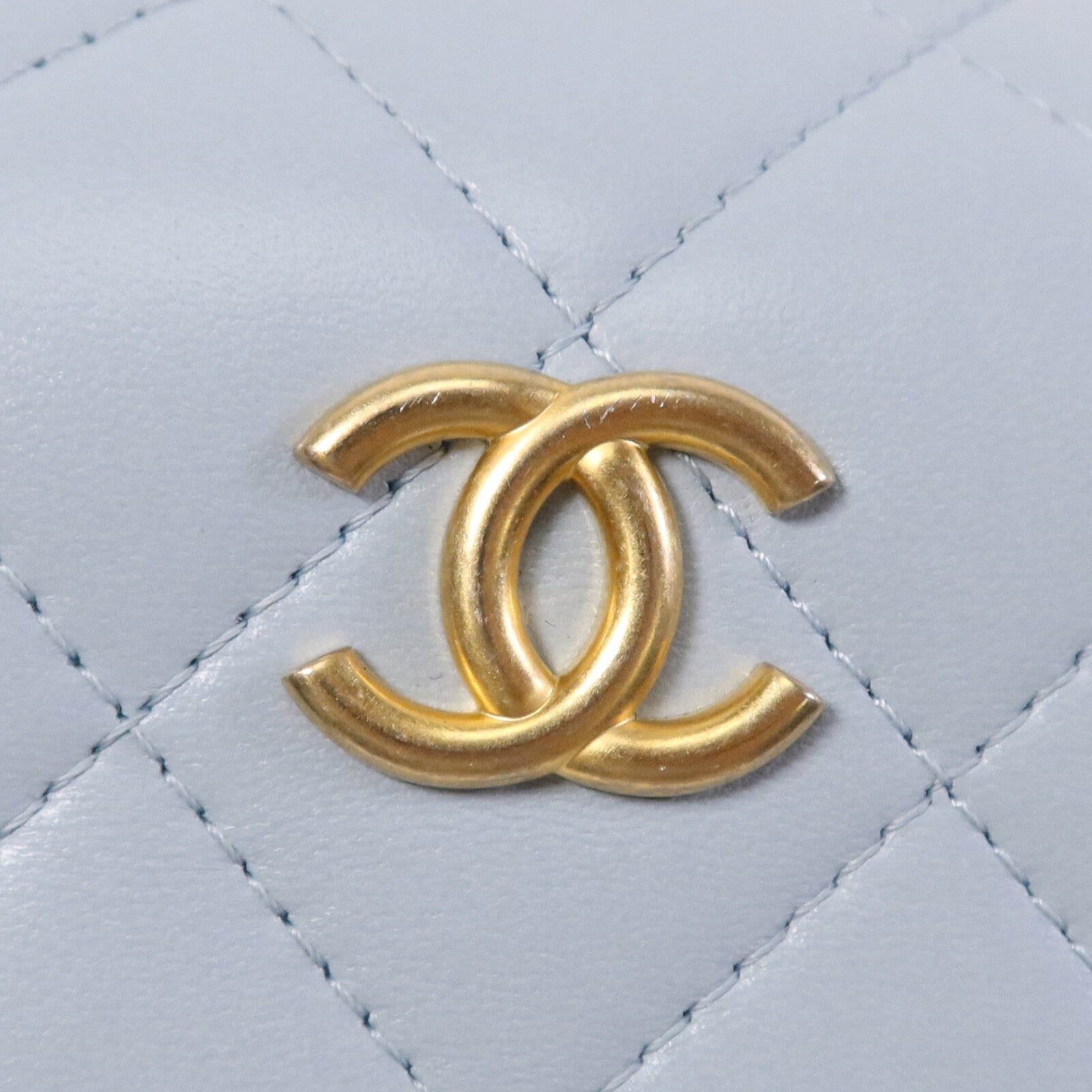 CHANEL 羊皮皮革CC Bubble Vanity金扣鏈帶肩背袋