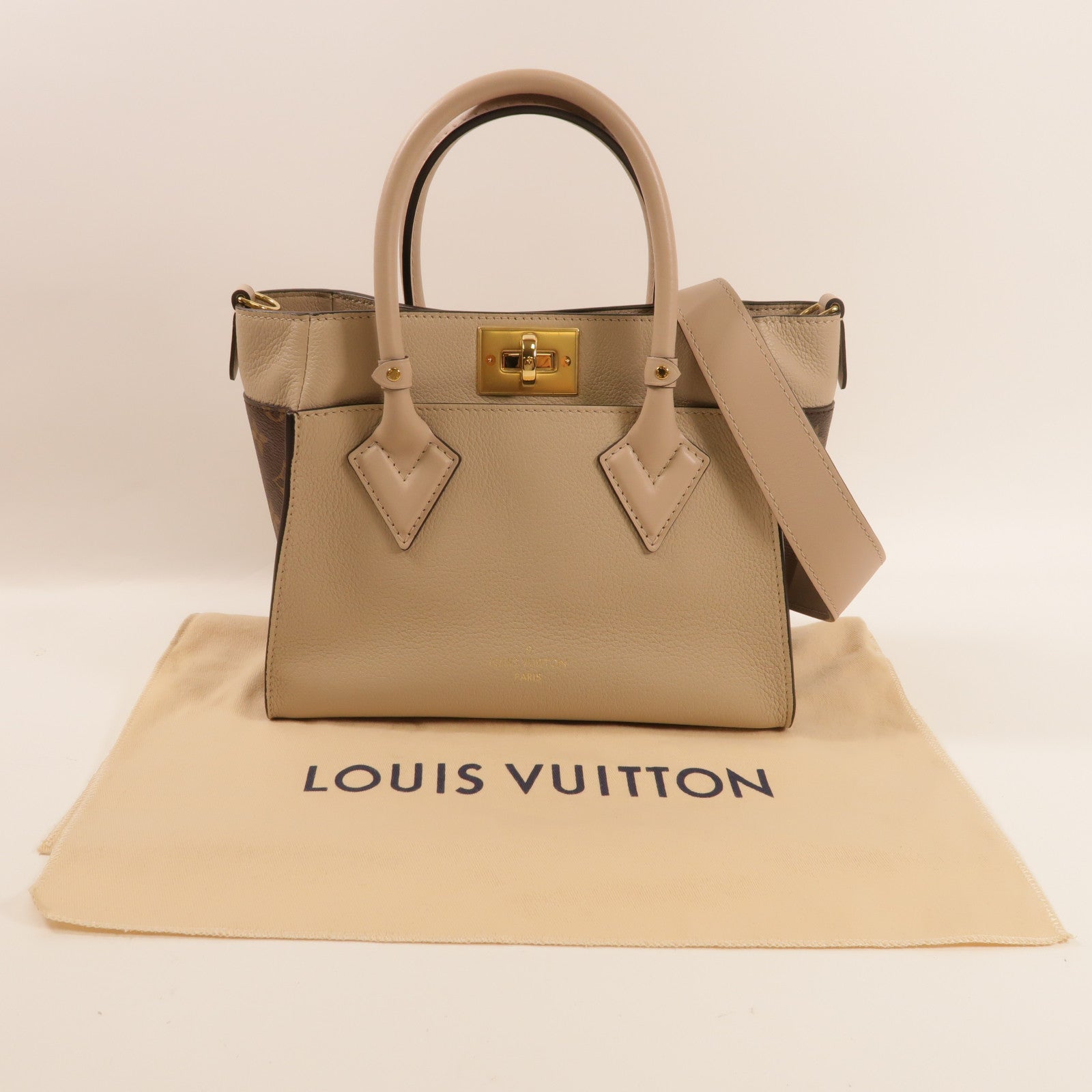 LOUIS VUITTON 牛皮皮革/Monogram On My Side PM手挽肩背兩用袋
