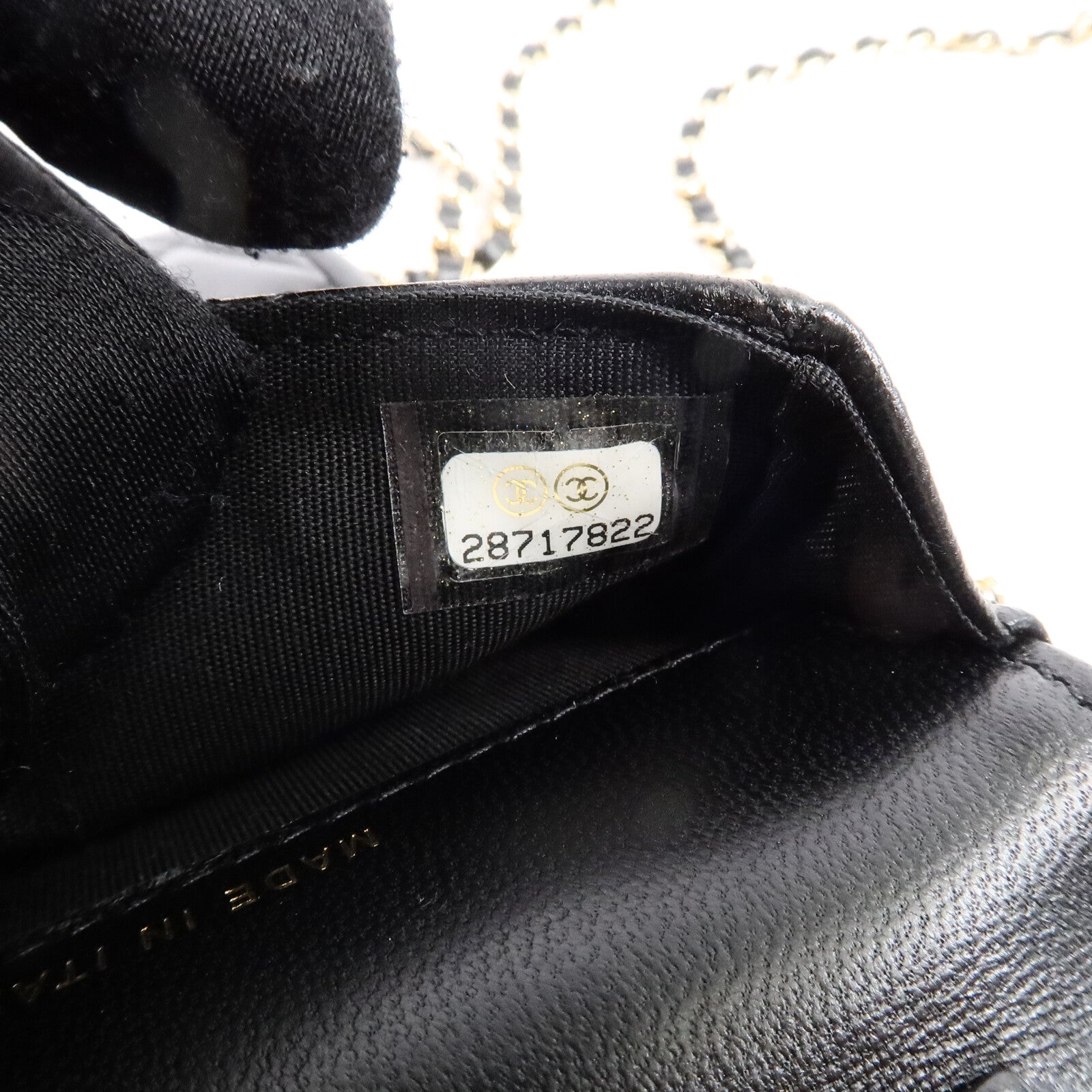 CHANEL 羊皮皮革Phone Bag鏈帶肩背袋