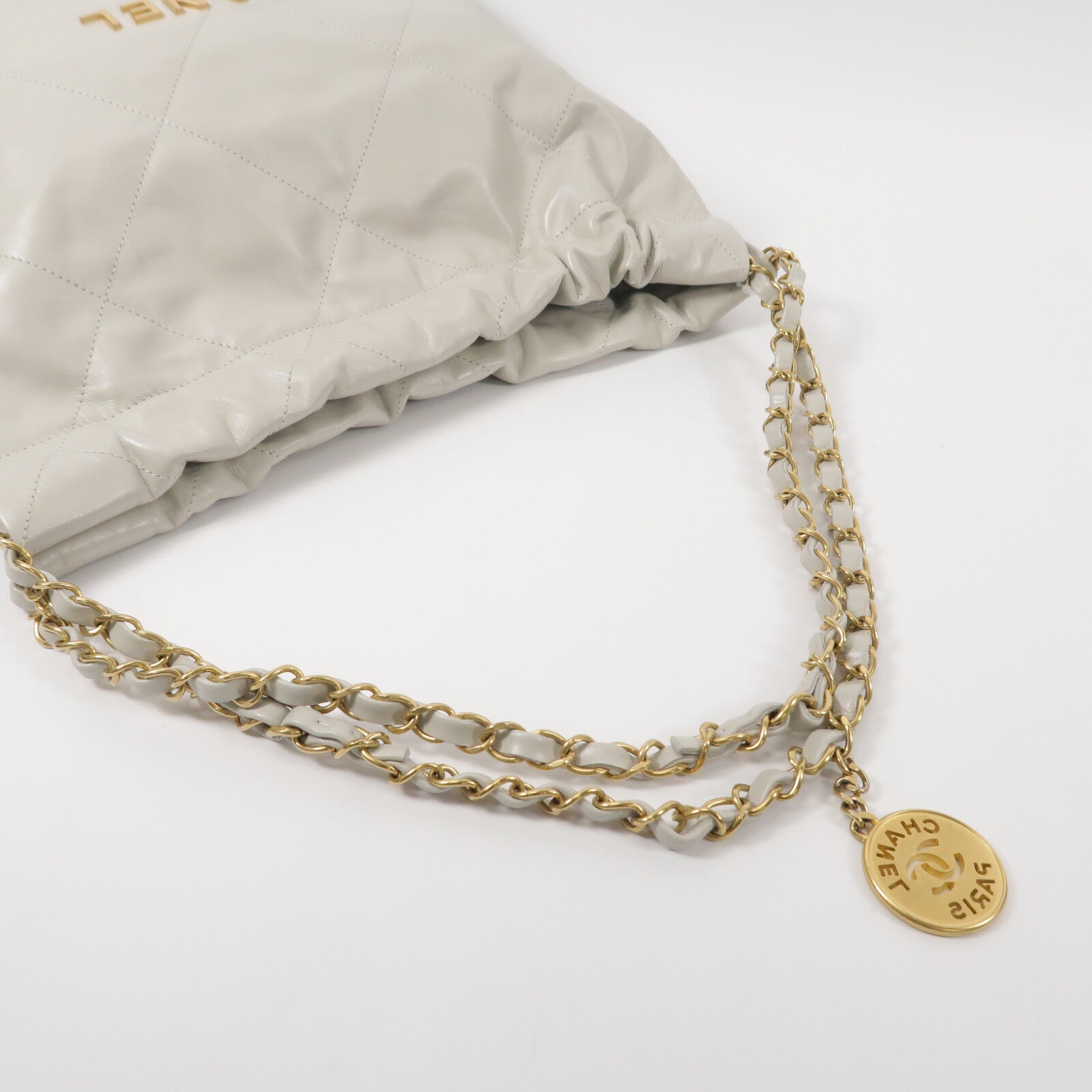 CHANEL 牛皮皮革Chanel 22 Small鏈帶肩背袋