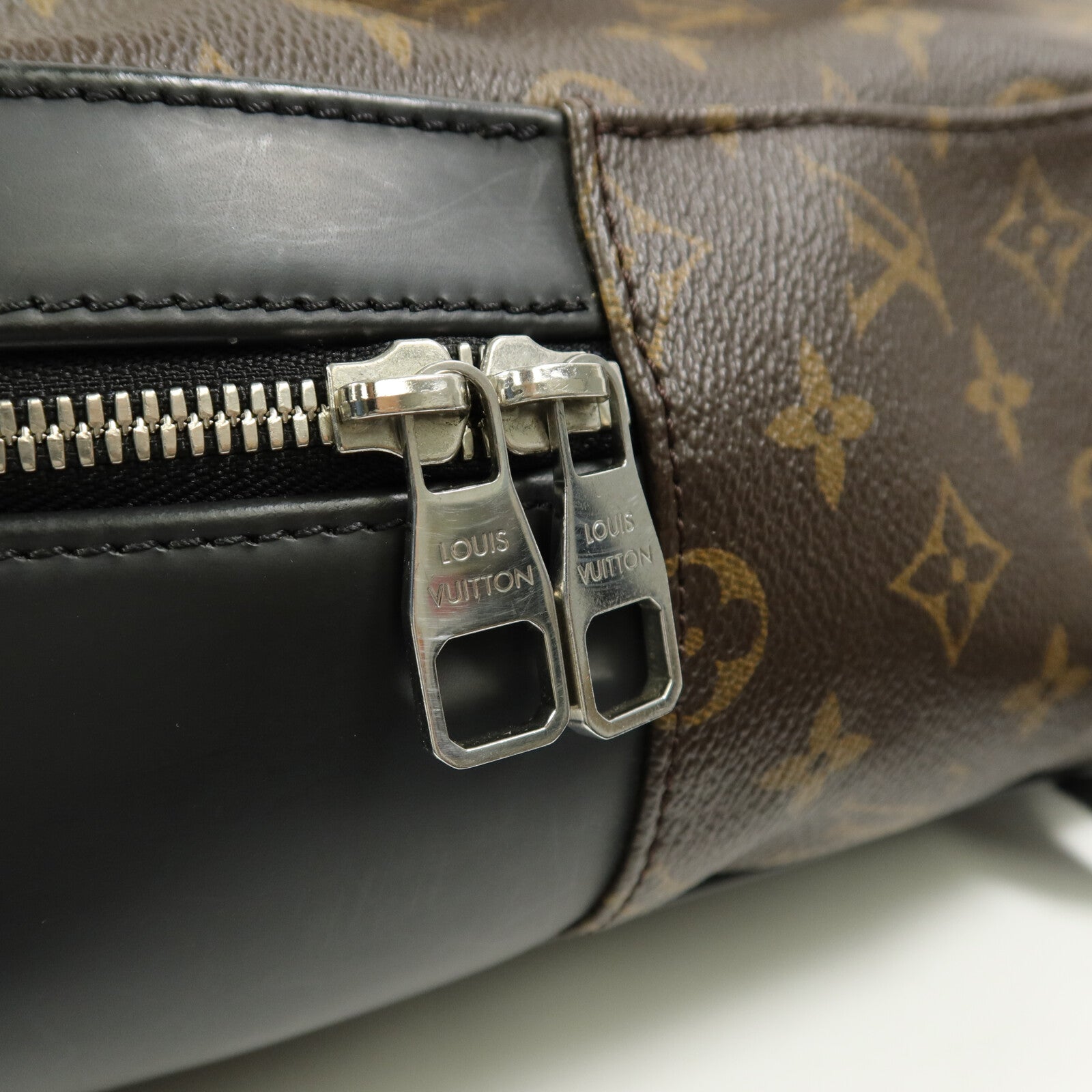 LOUIS VUITTON Monogram Macassar Josh Backpack背包