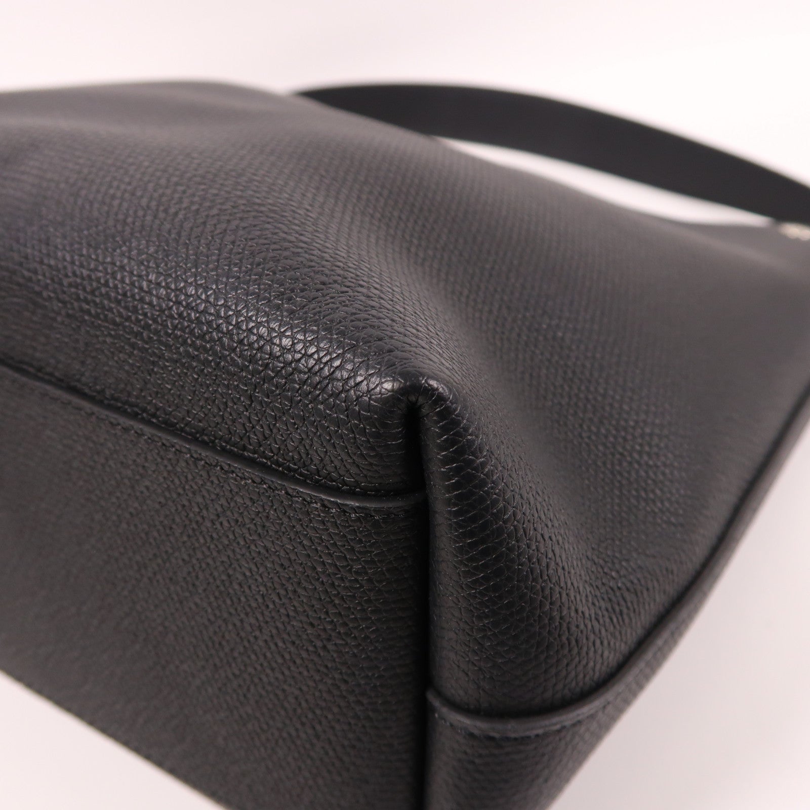 Longchamp 牛皮皮革Shoulder Bag銀扣肩背袋黑色