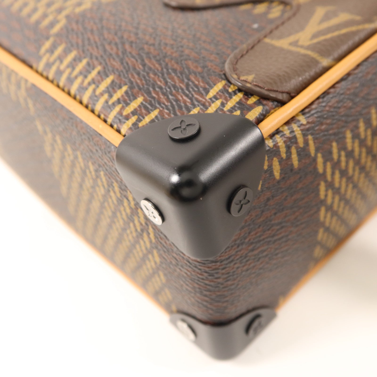 LOUIS VUITTON Damier Giant Ebene × Nigo Mini Soft Trunk肩背袋