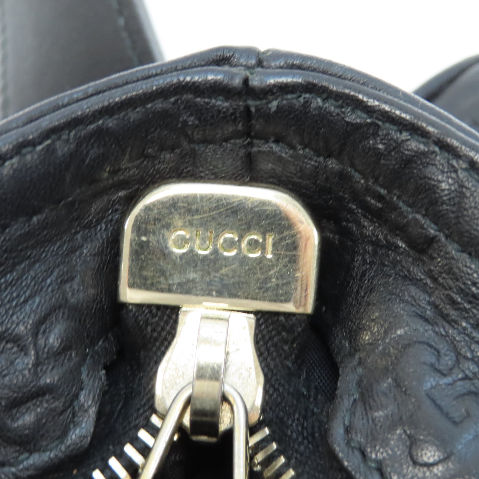 GUCCI 牛皮皮革Shoulder Bag銀扣肩背袋黑色