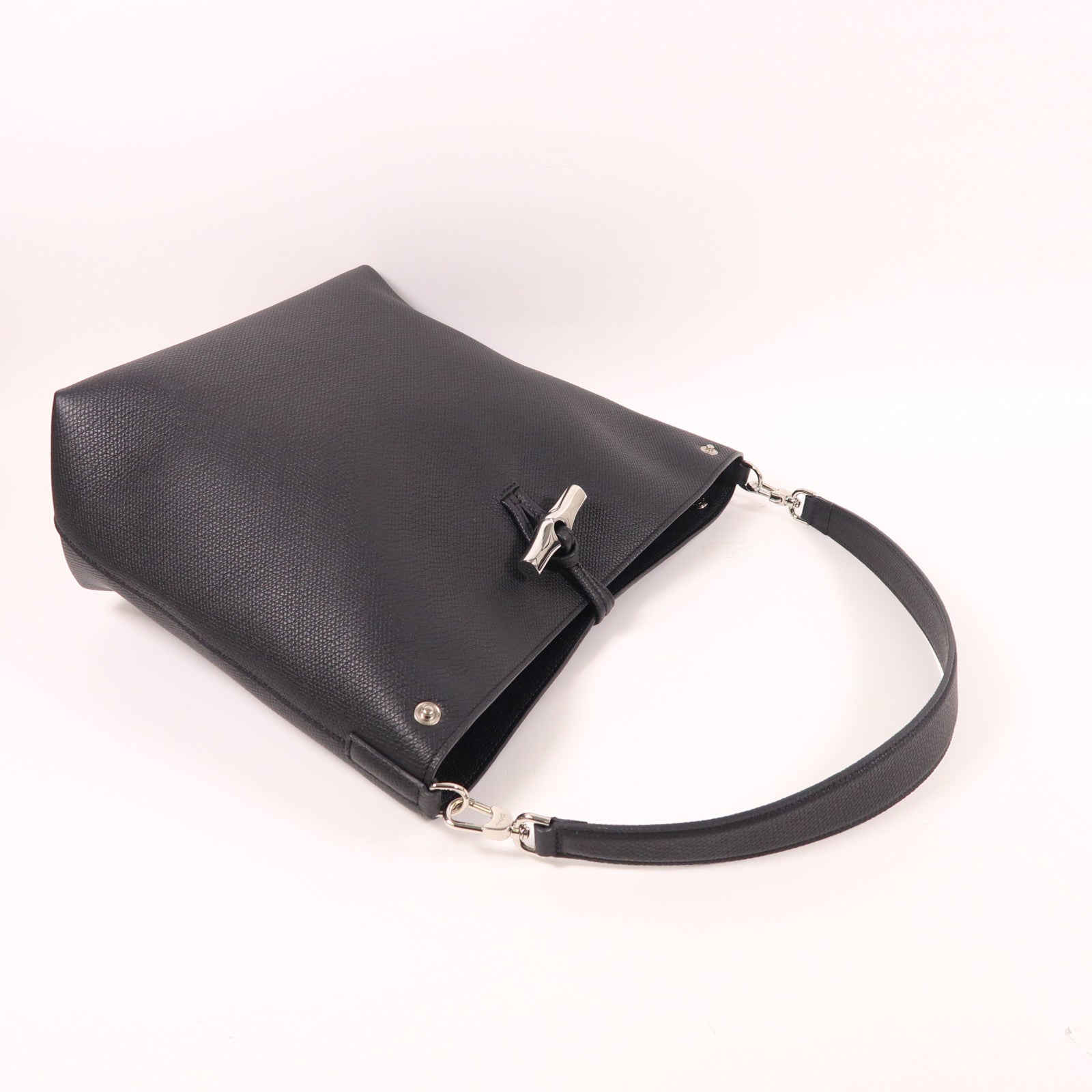Longchamp 牛皮皮革Shoulder Bag銀扣肩背袋黑色