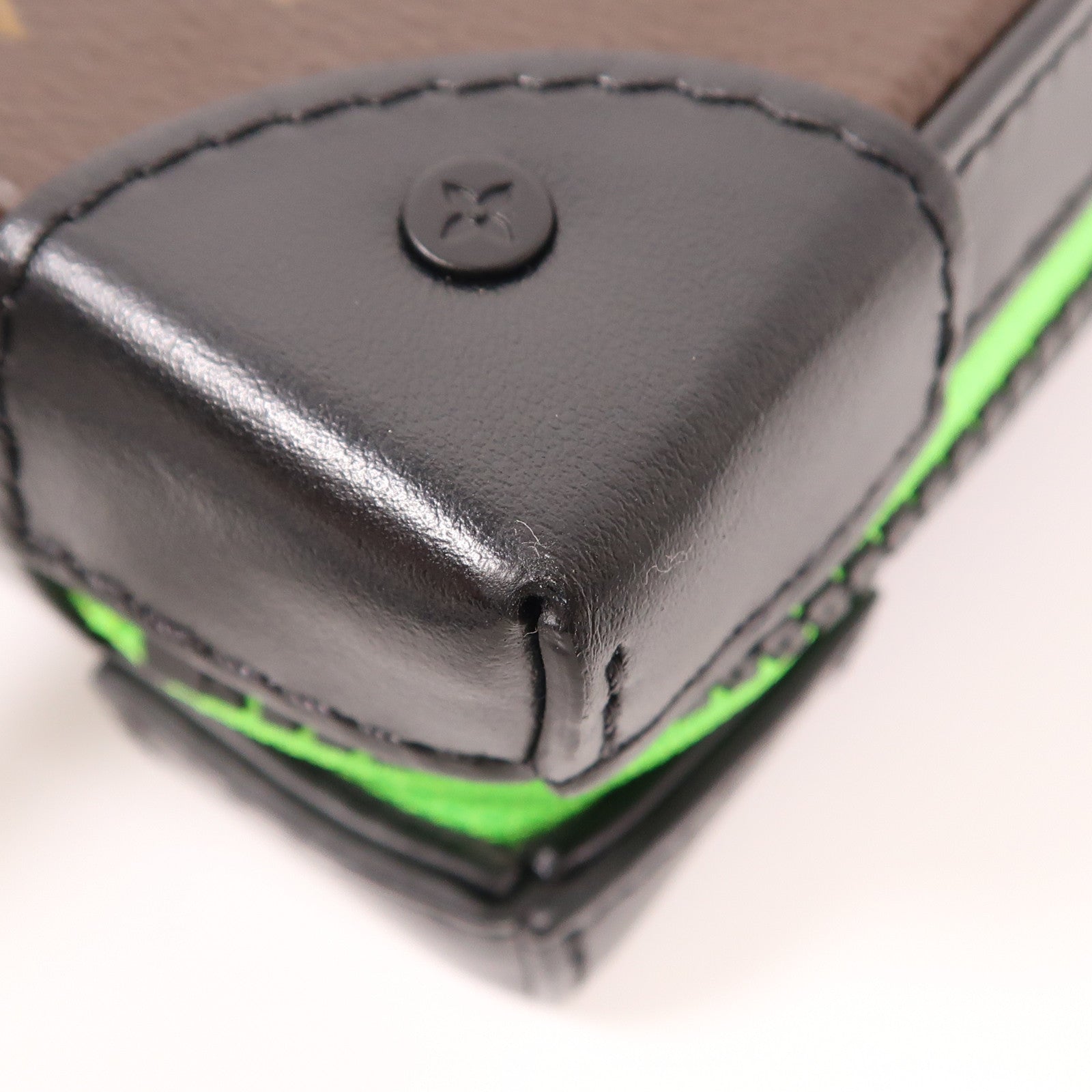 LOUIS VUITTON Soft Trunk Phone Box LV Friends Shoulder Bag M80144 Monogram Brown