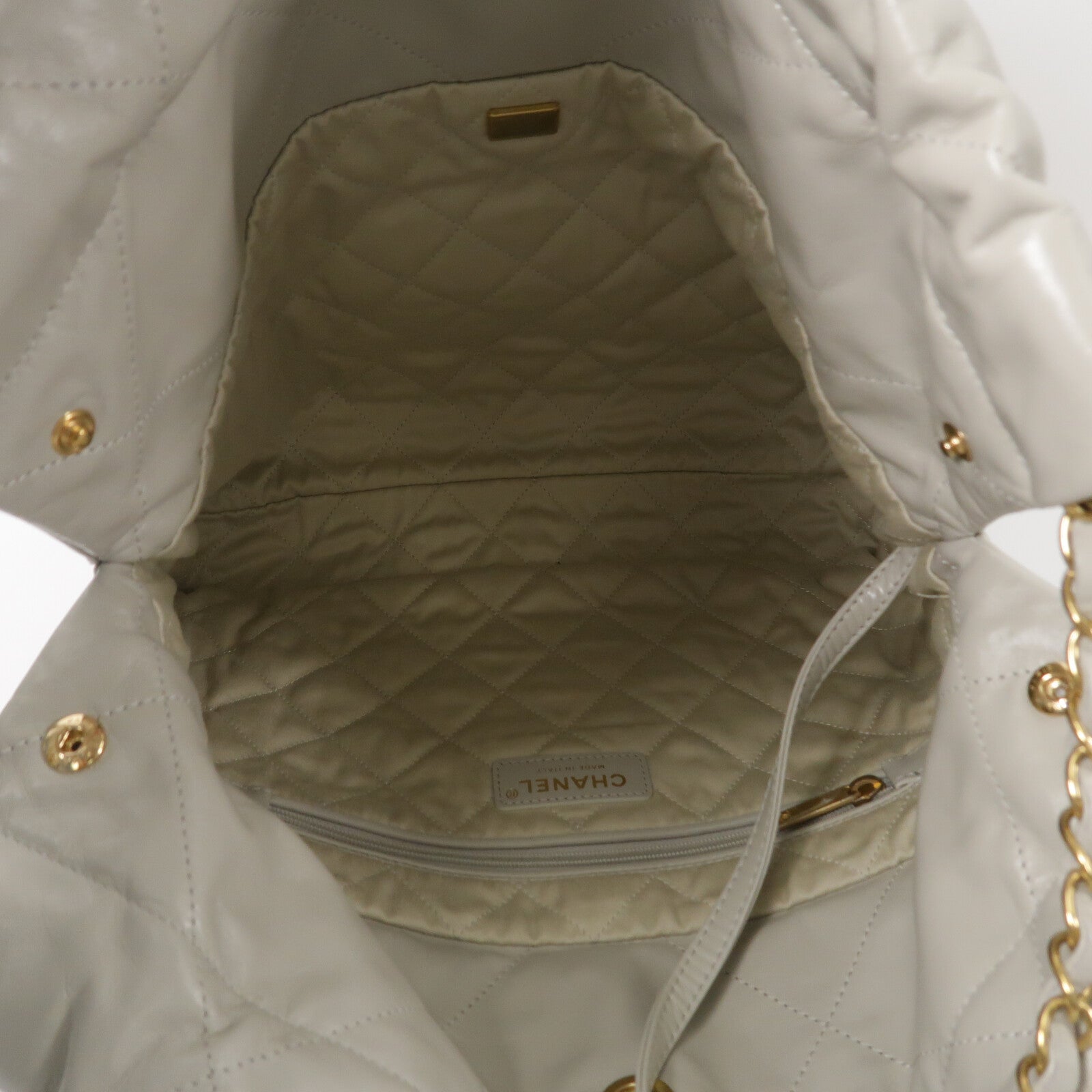 CHANEL 牛皮皮革Chanel 22 Small鏈帶肩背袋