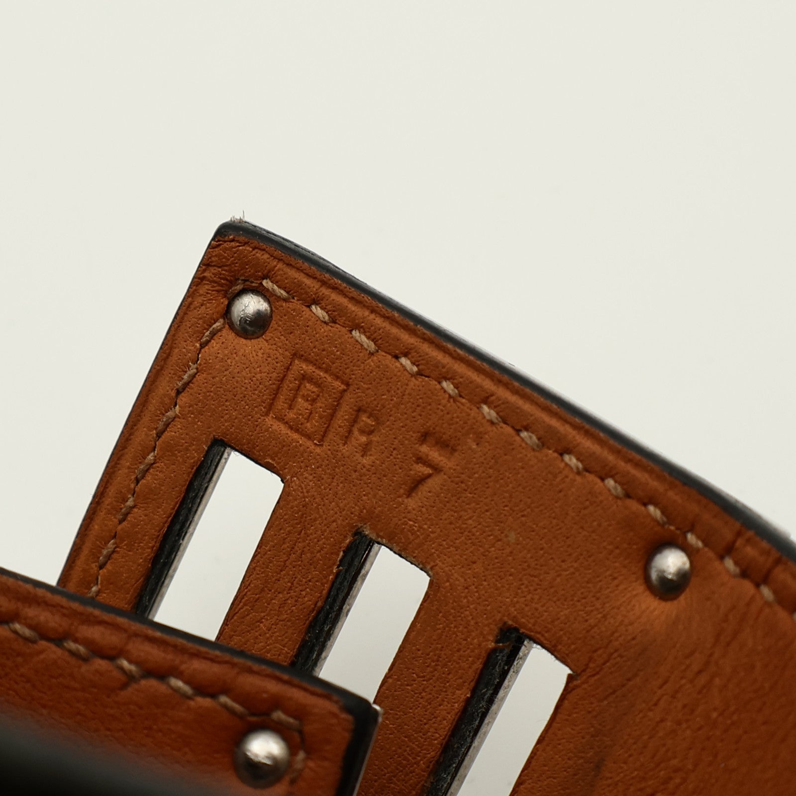 HERMES Box Calf皮革/金屬Kelly Dog手鐲Noir