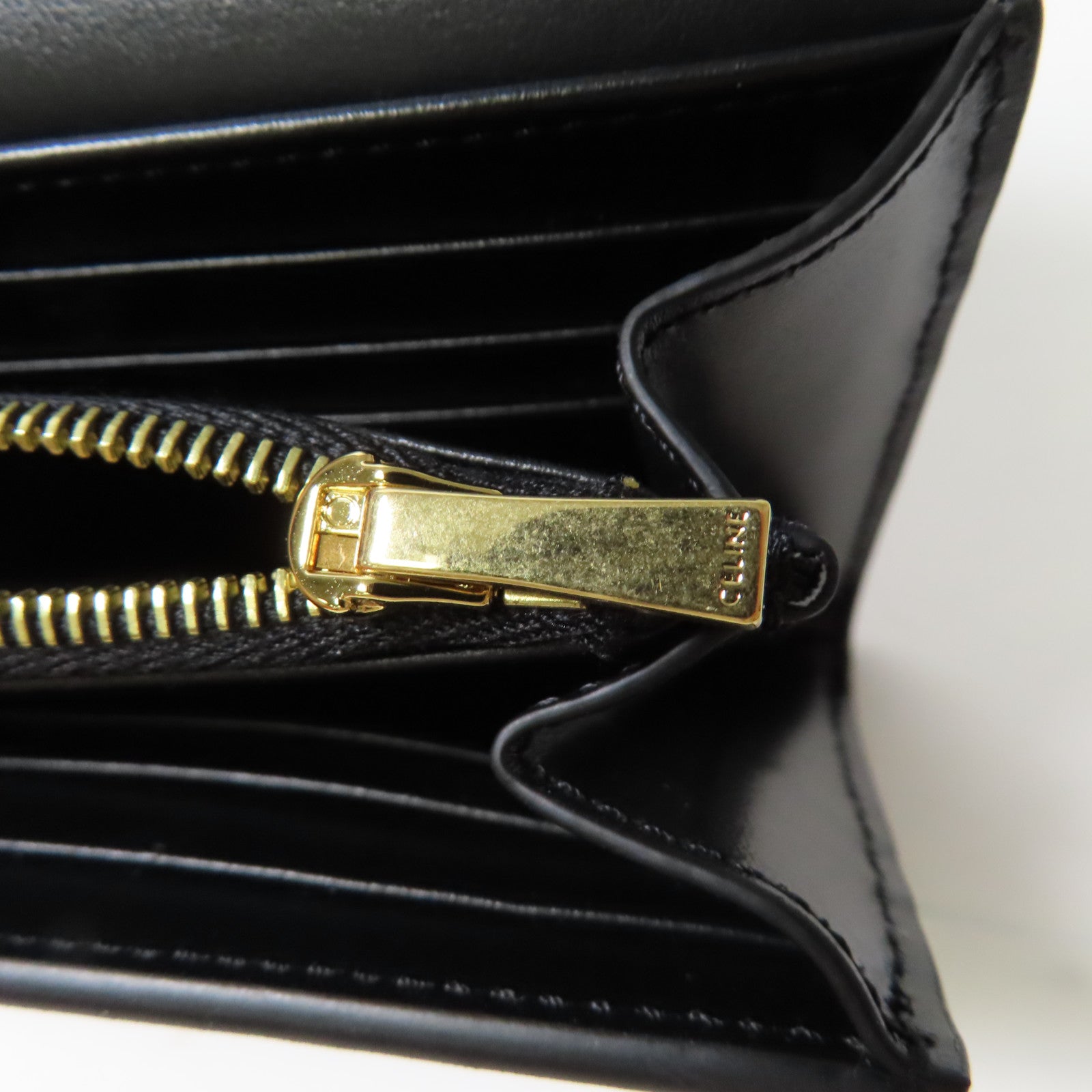 CELINE 牛皮皮革Triomphe Long Wallet金扣長錢包黑色