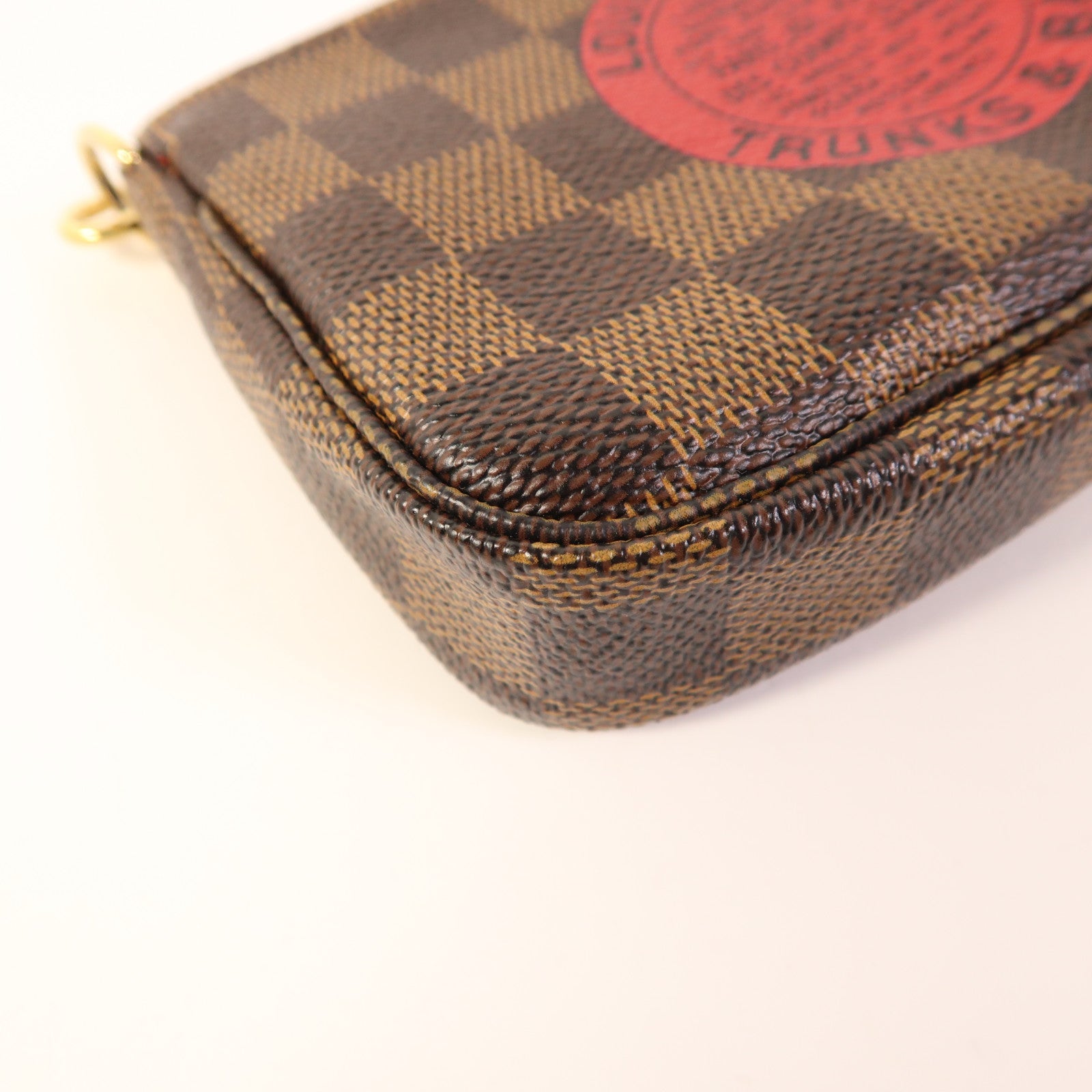 LOUIS VUITTON Damier Mini Pochette金扣手挽袋
