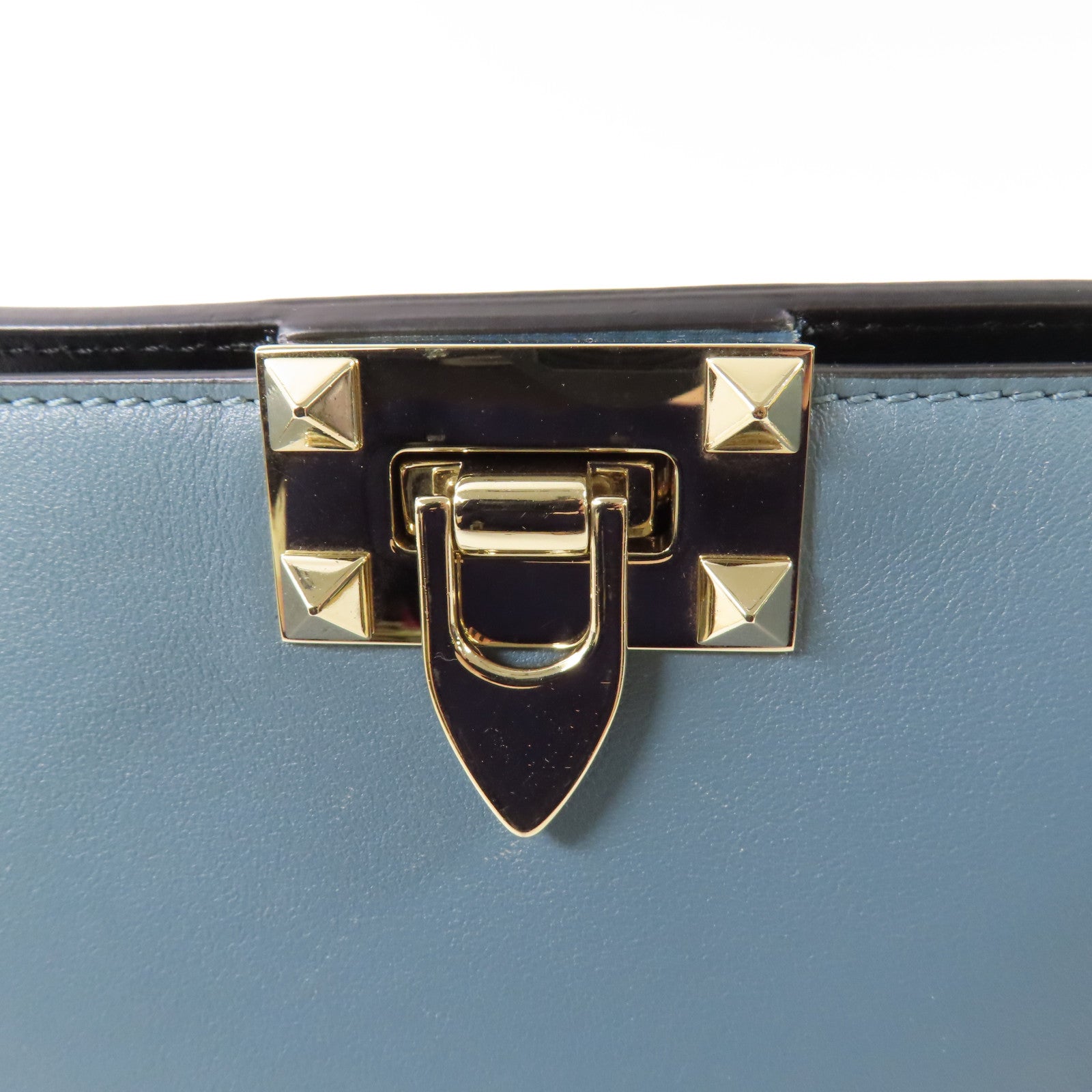 Valentino 牛皮皮革Chain Shoulder Bag金扣鏈帶肩背袋