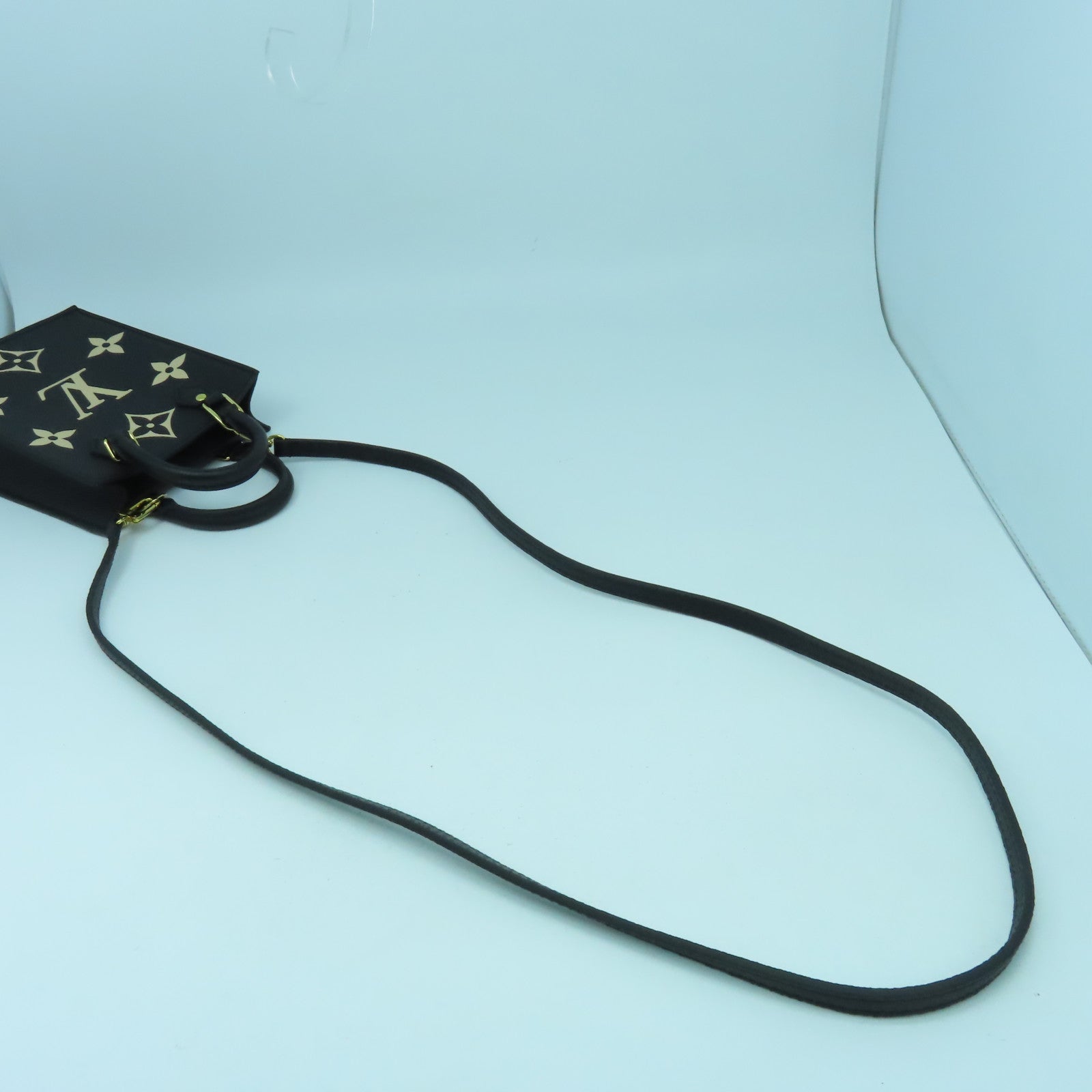 LOUIS VUITTON 【激減優惠】Monogram Empreinte Sac Plat金扣手挽肩背兩用袋黑色