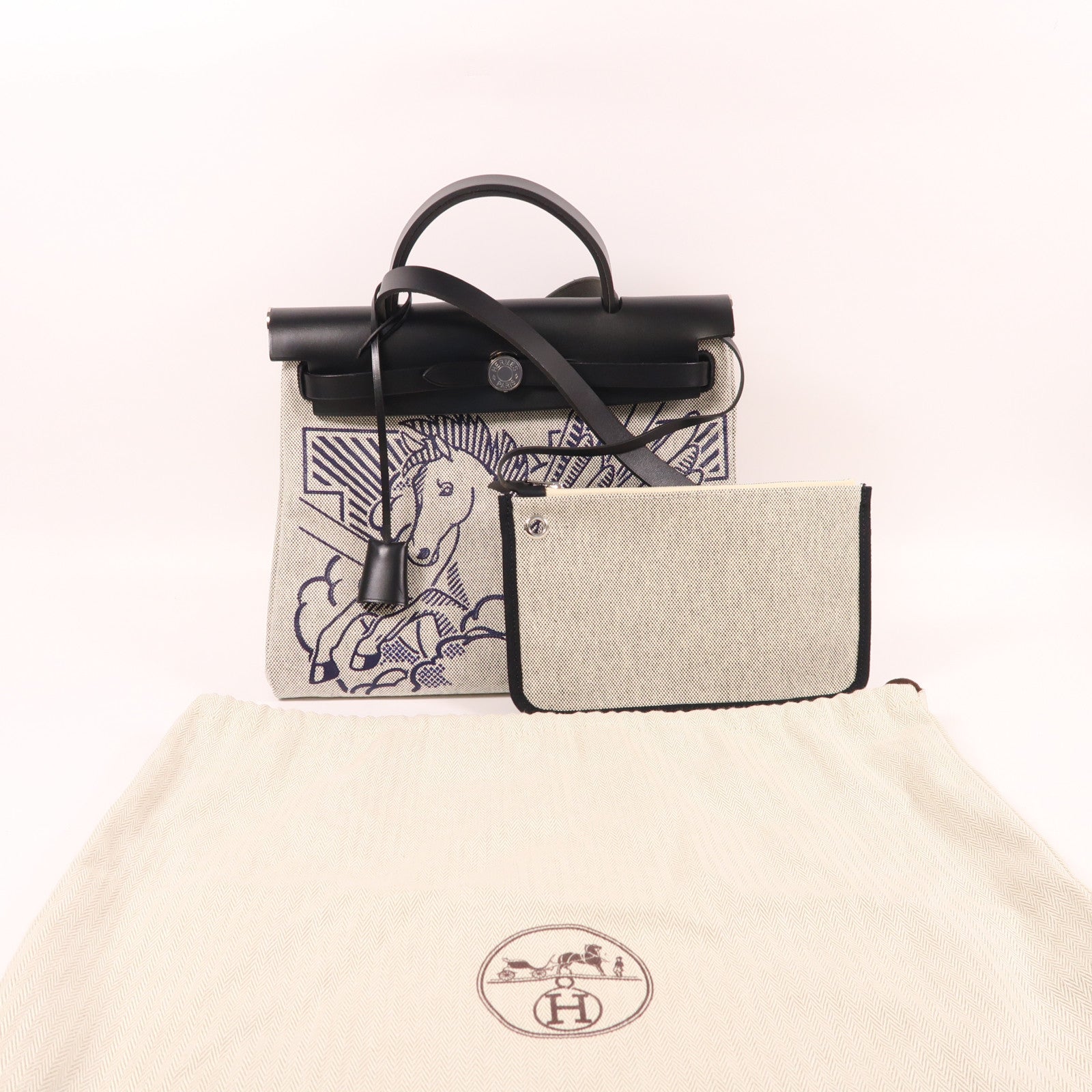 HERMES 帆布Herbag PM Retourne Pegase Pop銀扣 手挽肩背兩用袋黑色/藍色