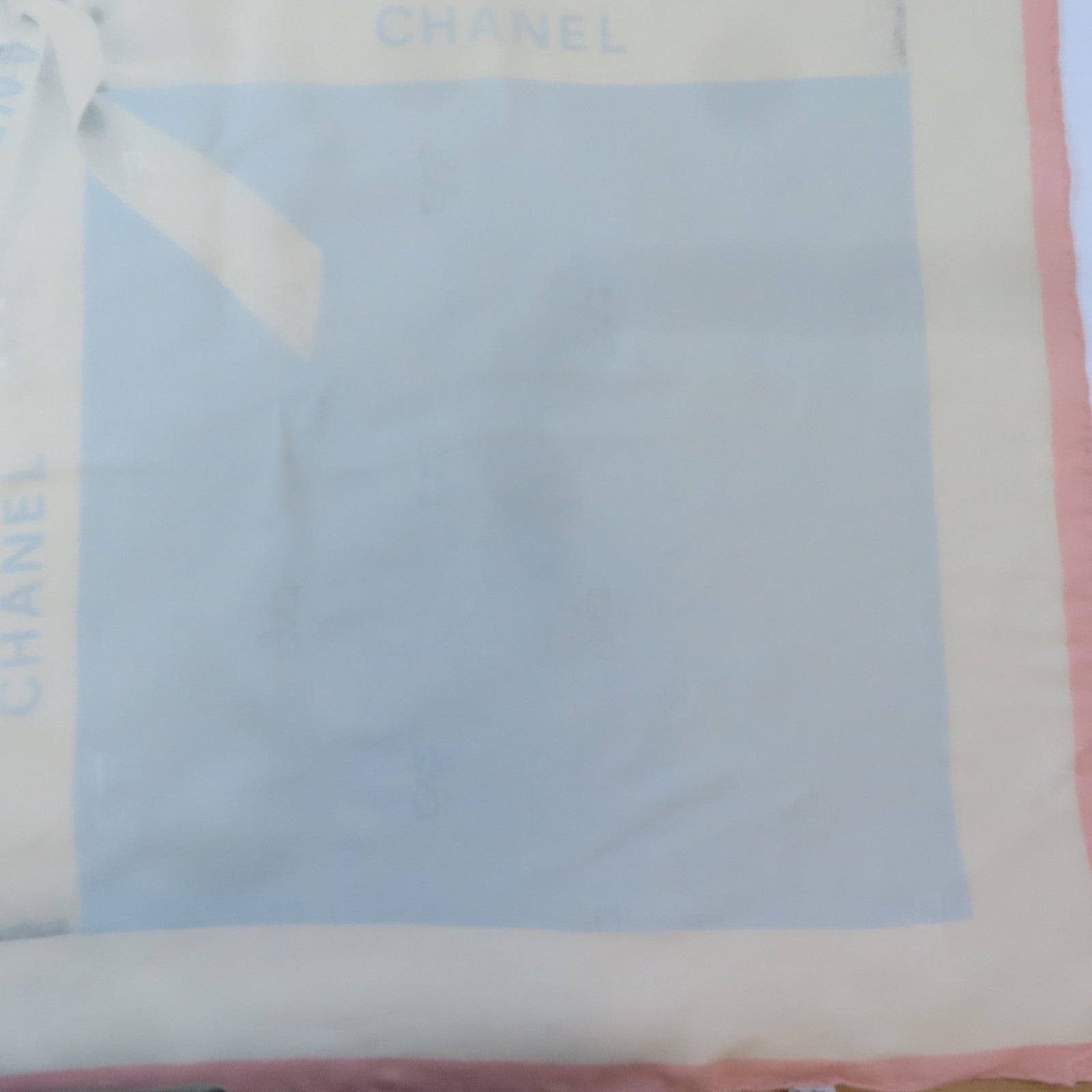 CHANEL 絲質Scarf絲巾粉紅色/淺藍色/米白色