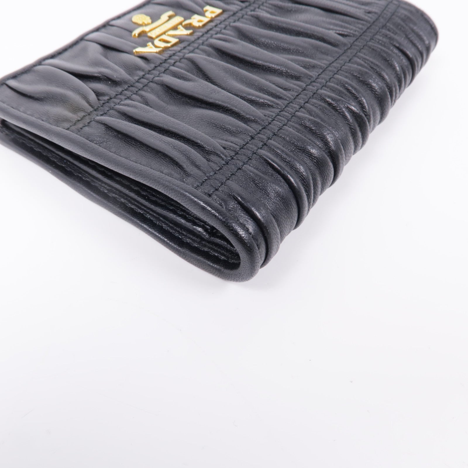 PRADA 羊皮皮革Wallet金扣錢包