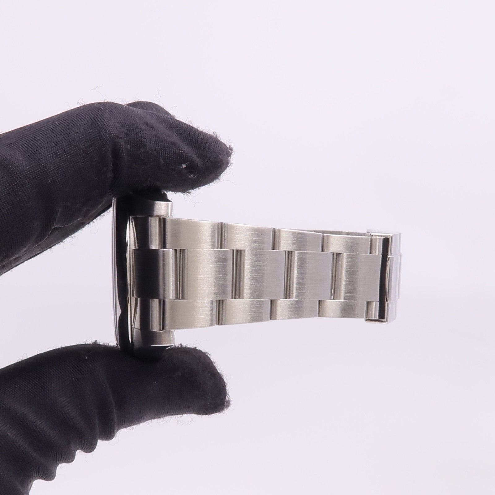 ROLEX Oyster Perpetual 116000