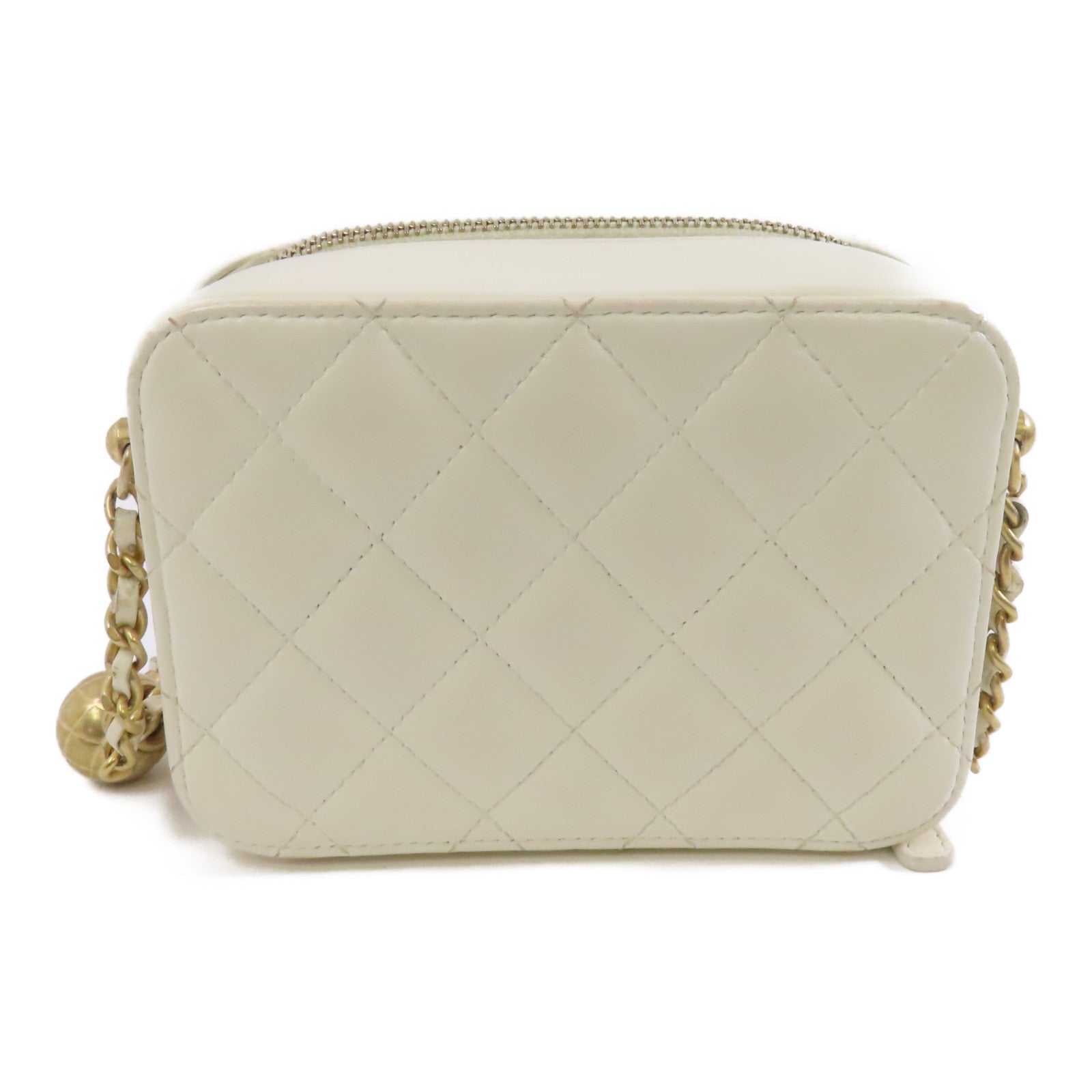 CHANEL 菱格羊皮皮革Camera Case金扣鏈帶肩背袋白色