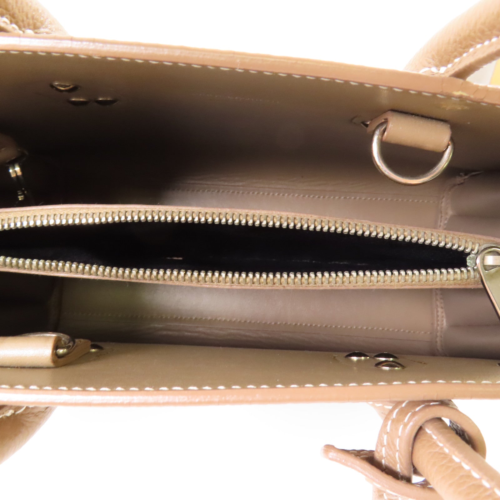 SAINT LAURENT 牛皮皮革Sac De Jour Baby銀扣手挽肩背兩用袋
