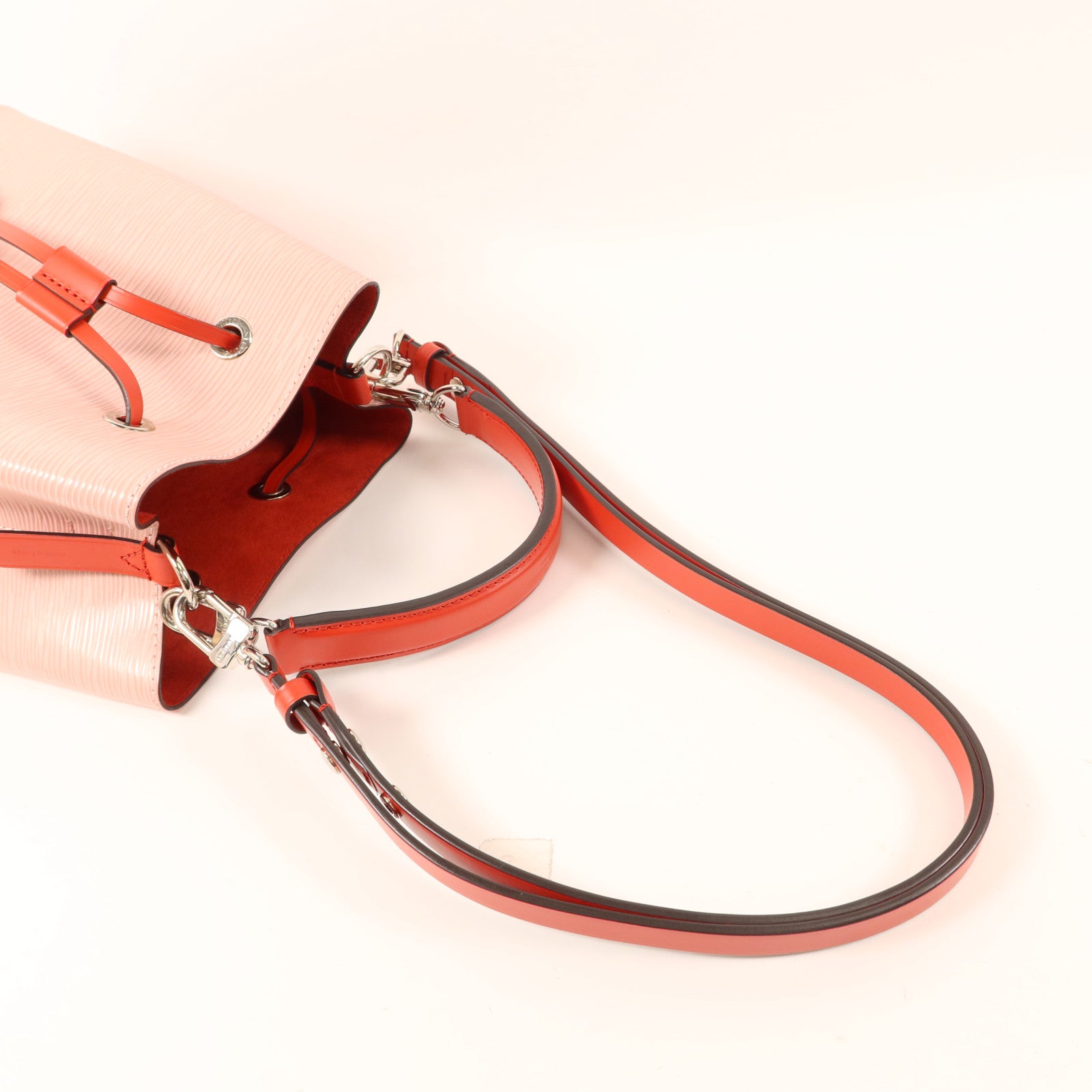 LOUIS VUITTON 【激減優惠】Epi Neo Noe BB銀扣手挽肩背兩用袋/Rose Ballerine