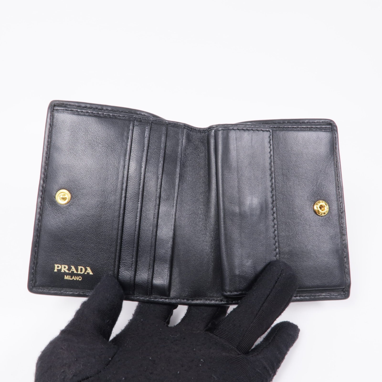 PRADA 羊皮皮革Wallet金扣錢包