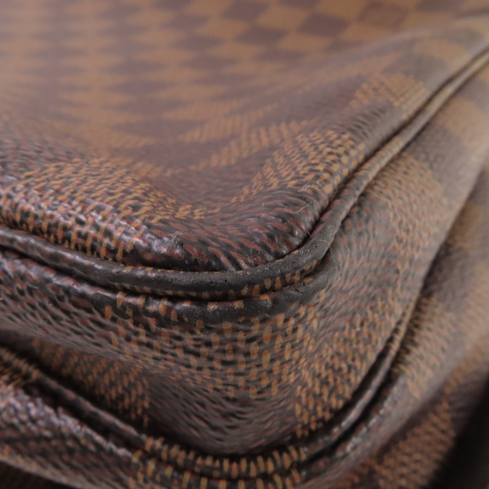 LOUIS VUITTON Damier Ebene Naviglio Shoulder Bag金扣肩背袋啡色