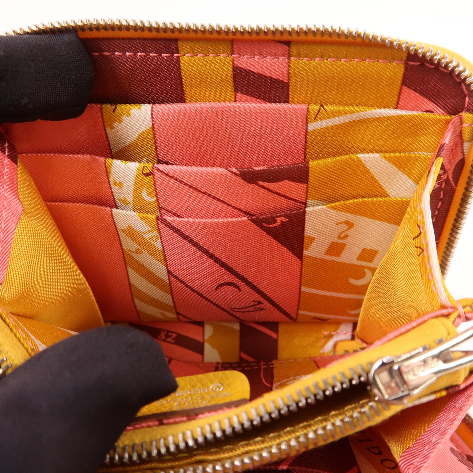 HERMES Evercolor皮革Silk In Compact Wallet銀扣錢包9D Jaune Ambre