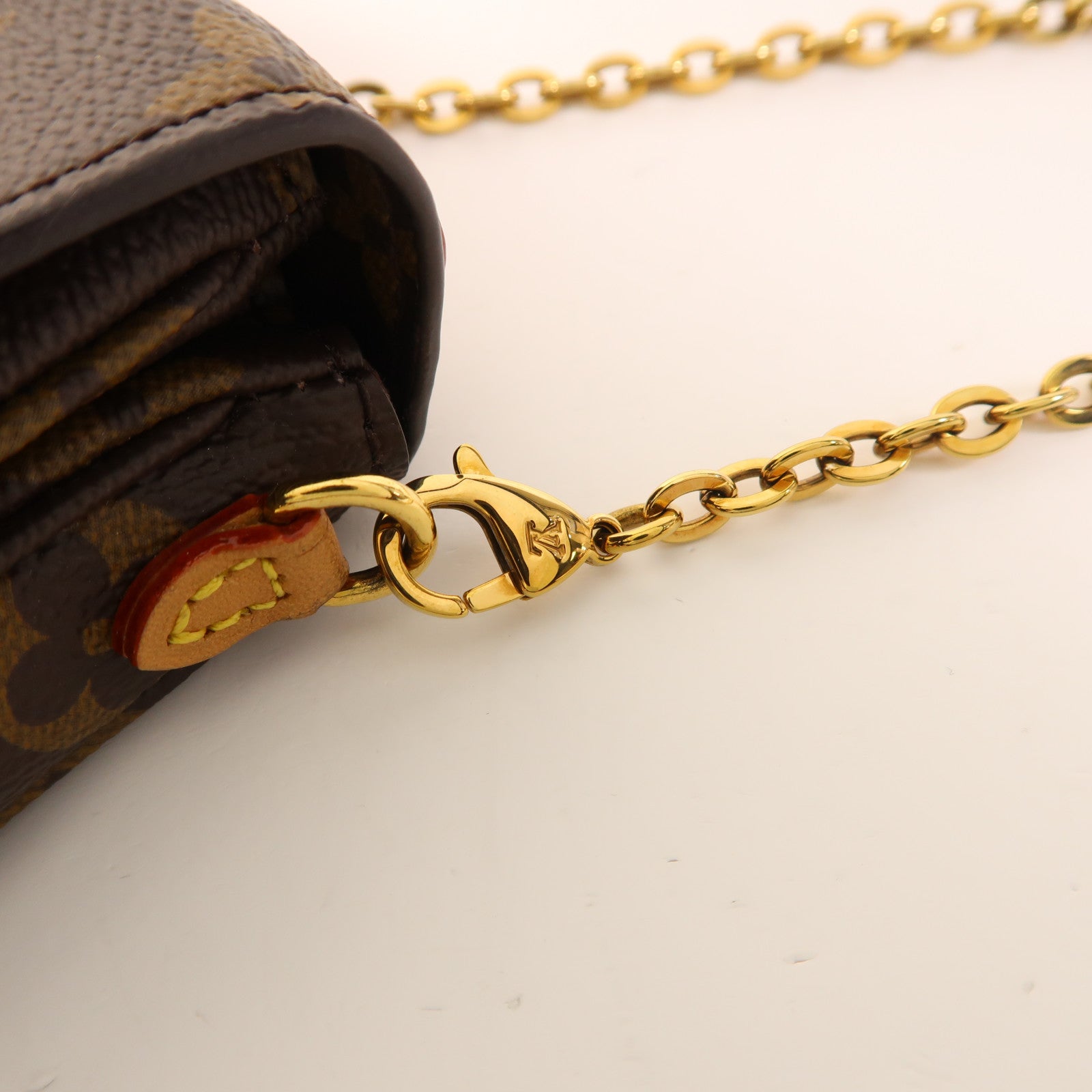 LOUIS VUITTON Monogram Micro Metis金扣肩背袋