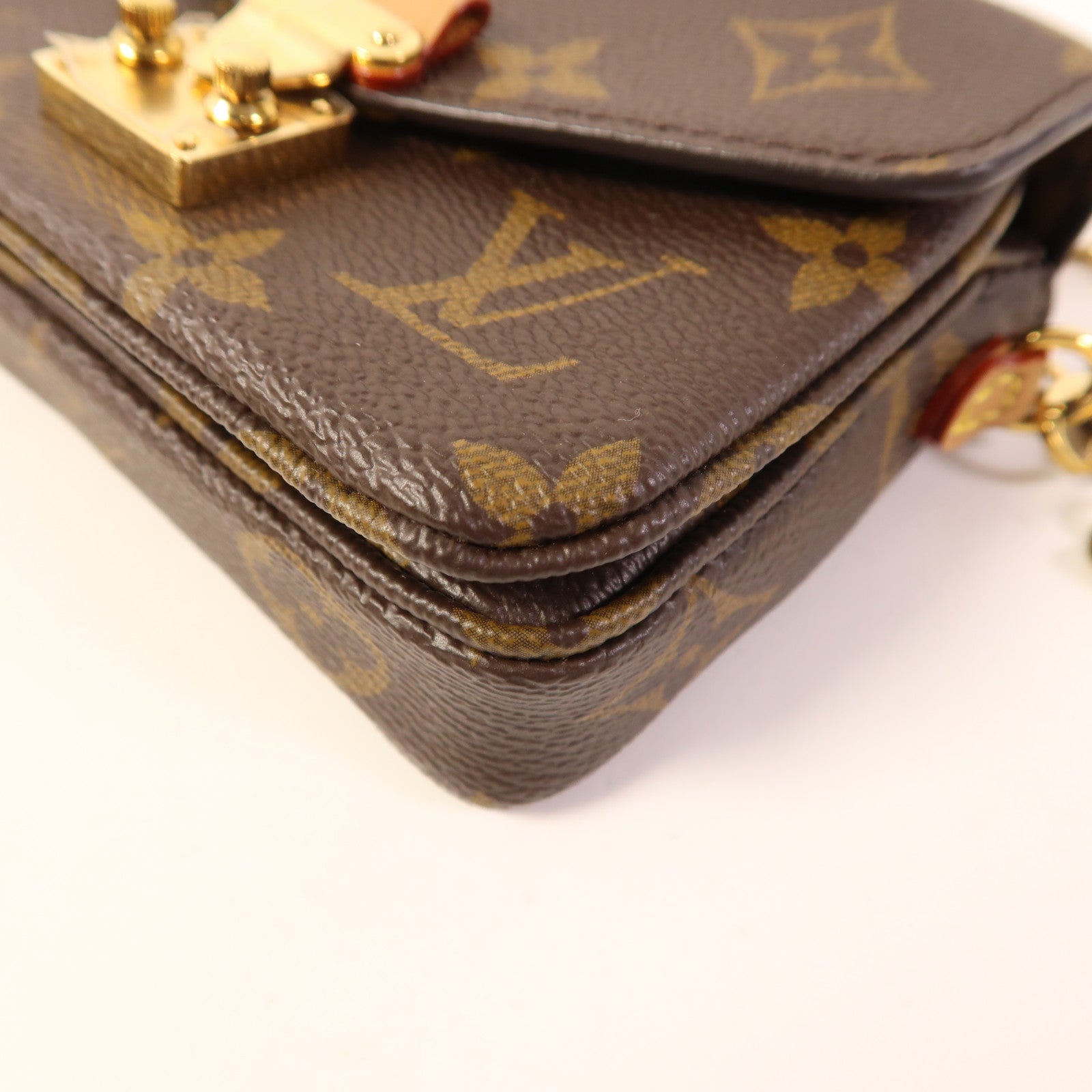 LOUIS VUITTON Monogram Micro Metis金扣肩背袋