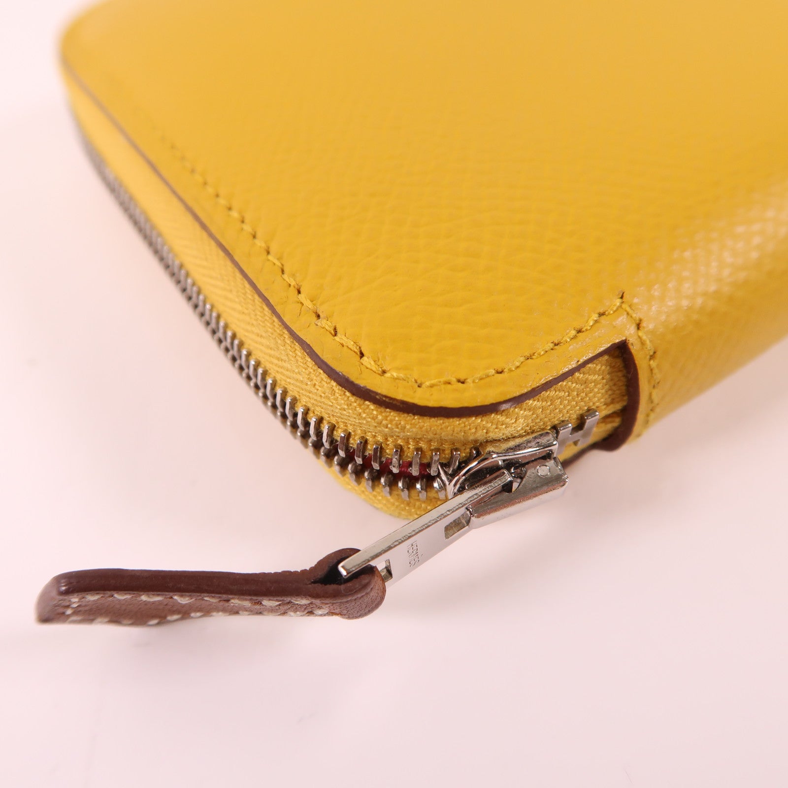 HERMES Evercolor皮革Silk In Compact Wallet銀扣錢包9D Jaune Ambre