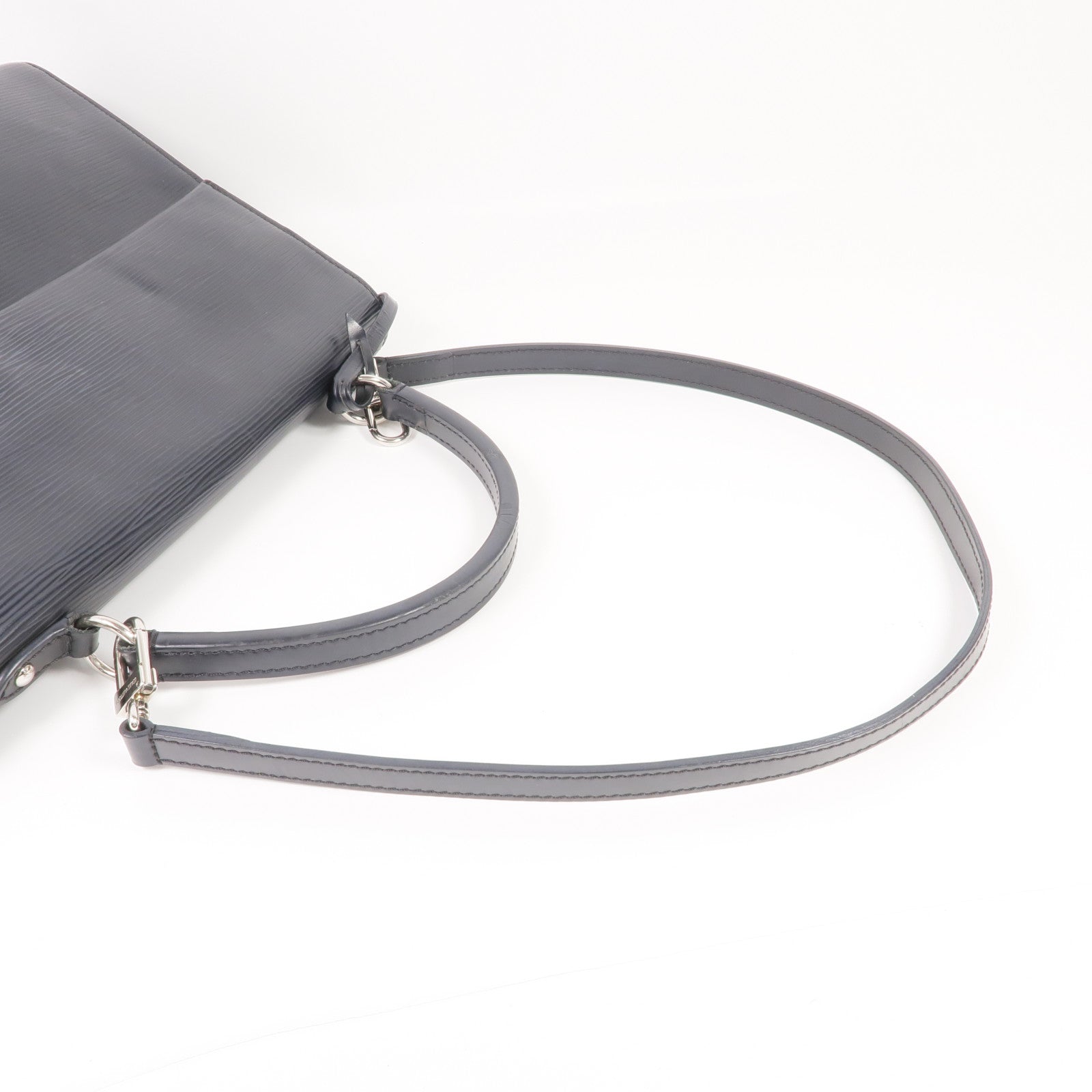 LOUIS VUITTON Epi Cluny MM銀扣手挽肩背兩用袋