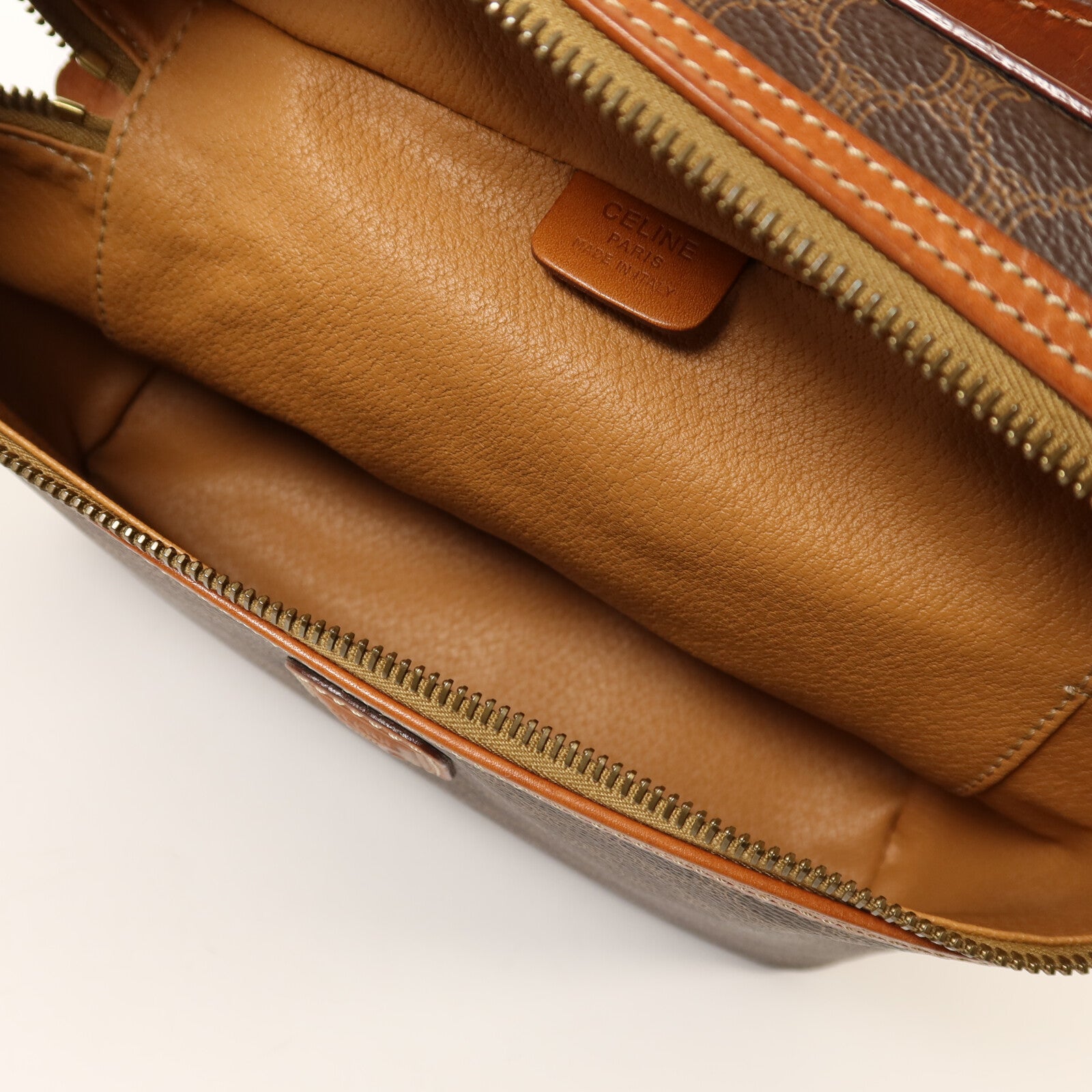 CELINE 牛皮皮革Vintage金扣手挽袋