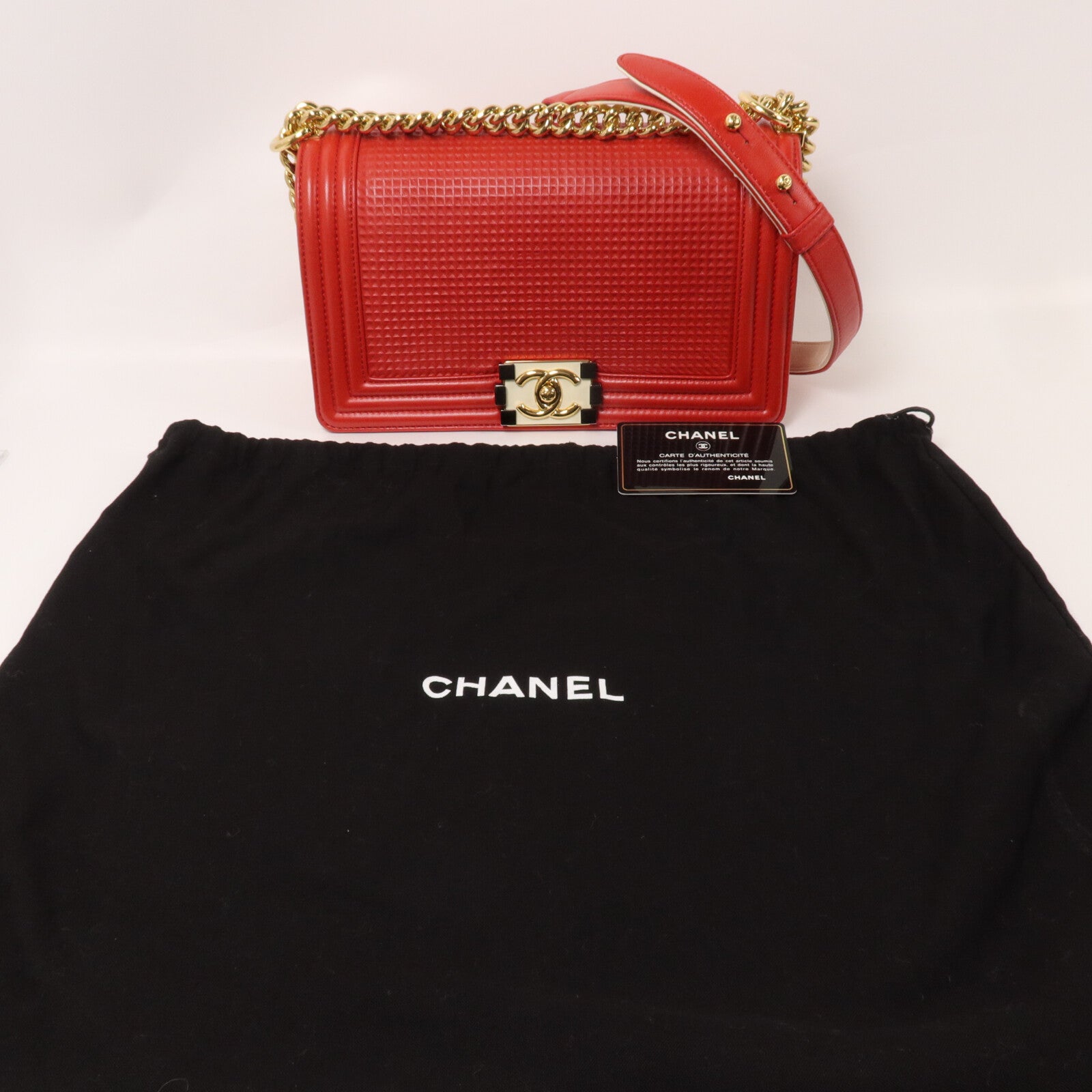 CHANEL 牛皮皮革Cube Boy 25鏈帶肩背袋