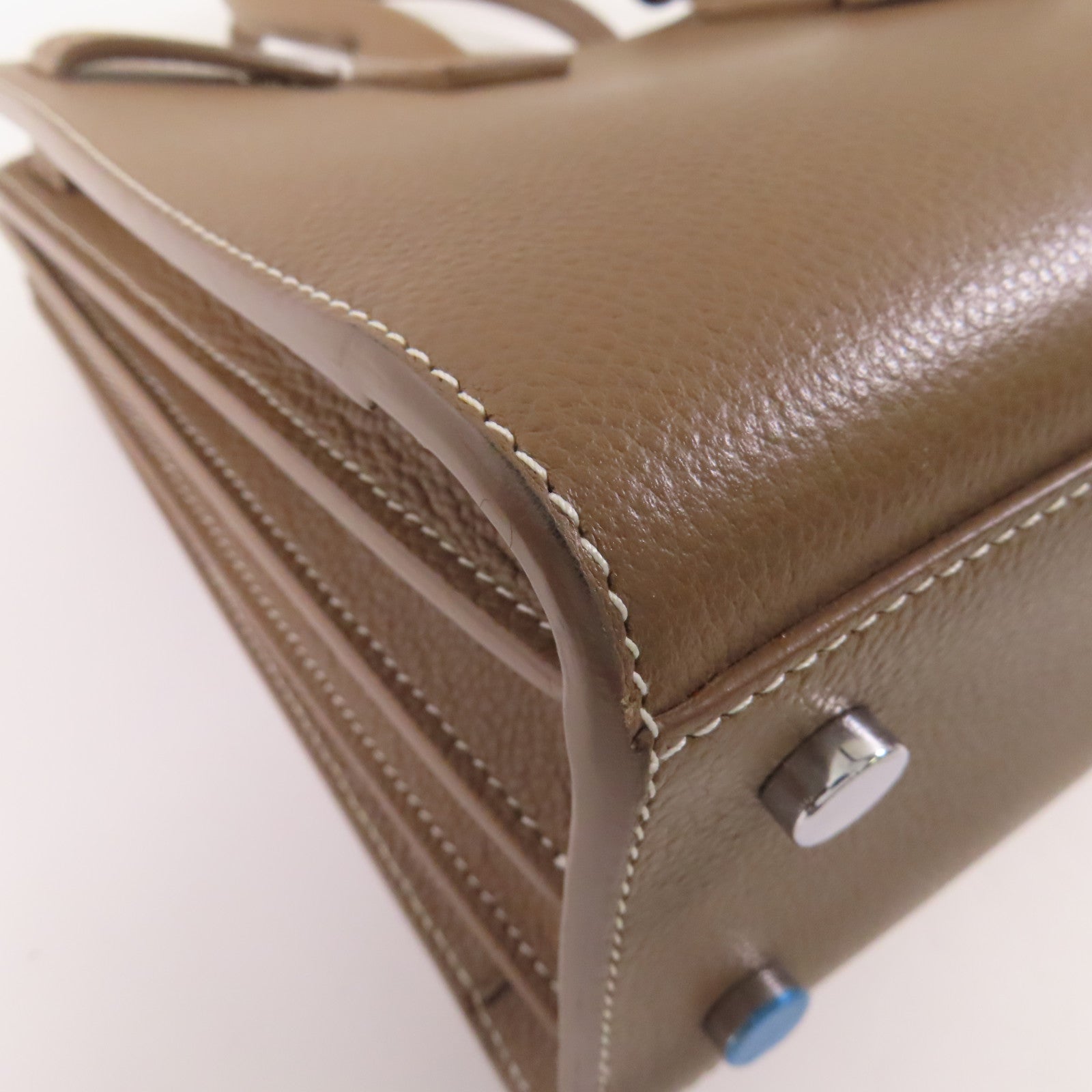 SAINT LAURENT 牛皮皮革Sac De Jour Baby銀扣手挽肩背兩用袋