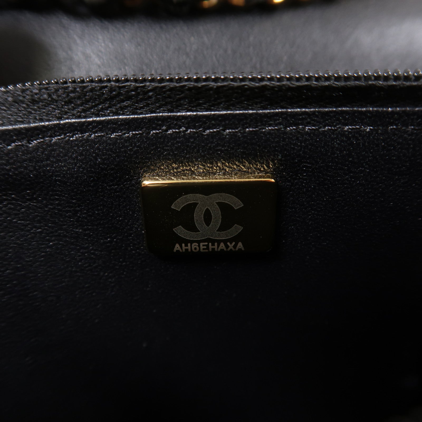 CHANEL 羊皮皮革Wallet On Chain金扣鏈帶肩背袋